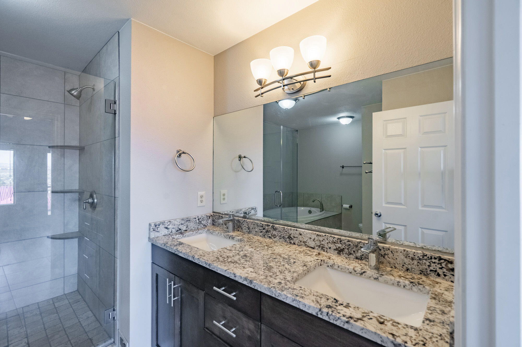 GARDENS SOUTH CONDOS - Residential