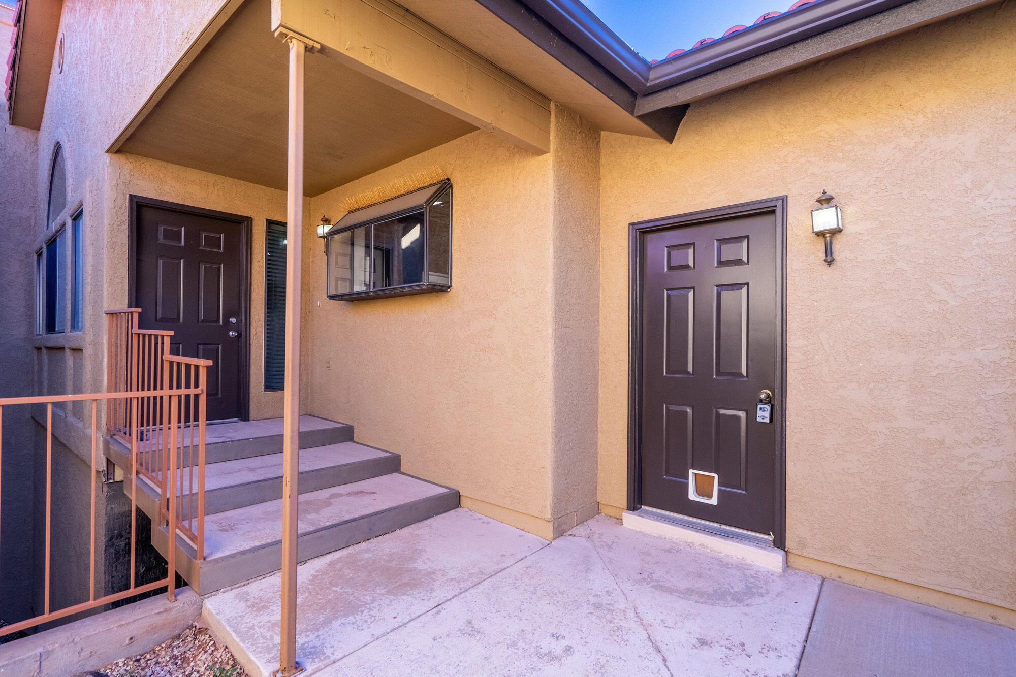 GARDENS SOUTH CONDOS - Residential