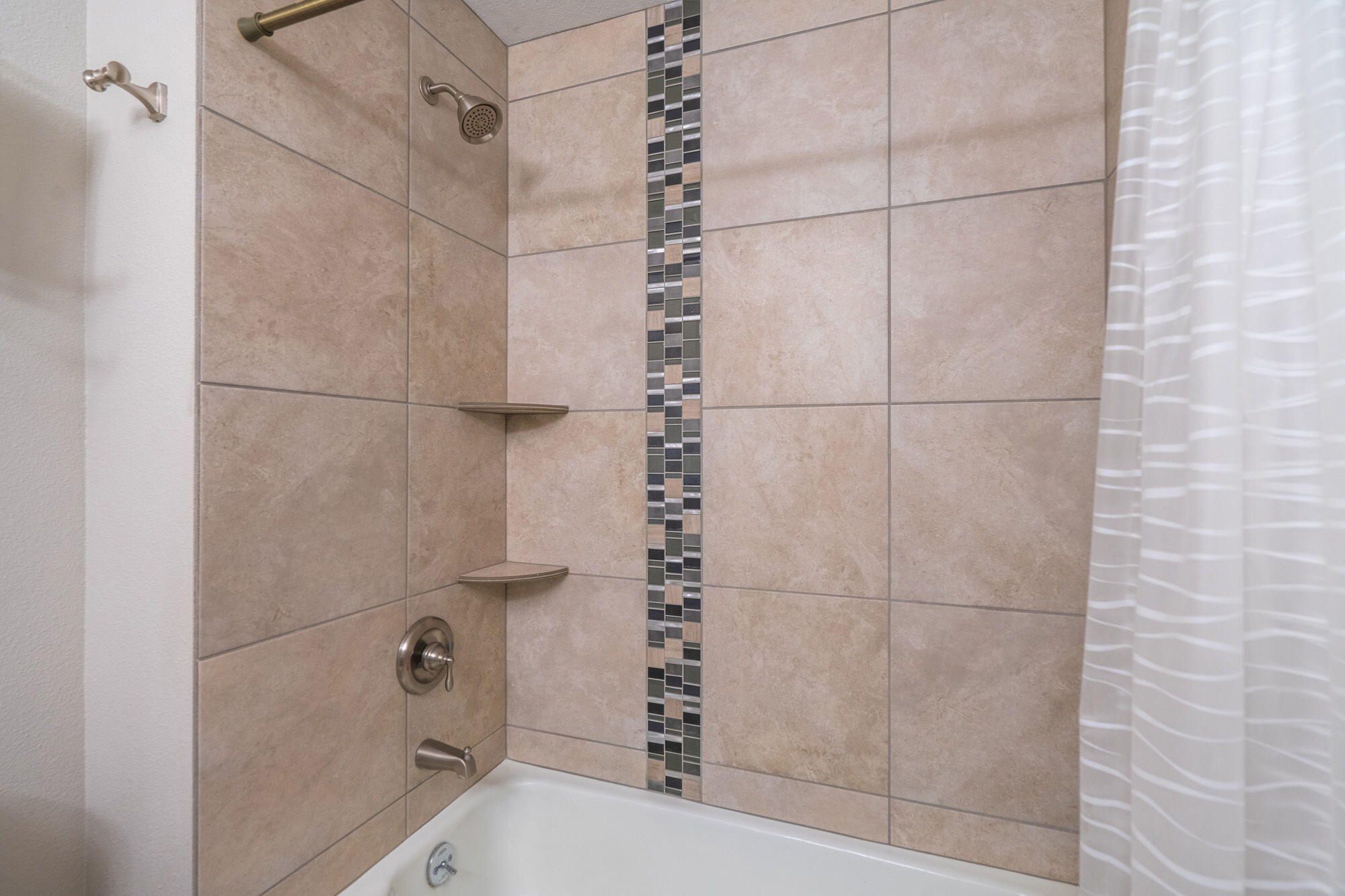 GARDENS SOUTH CONDOS - Residential