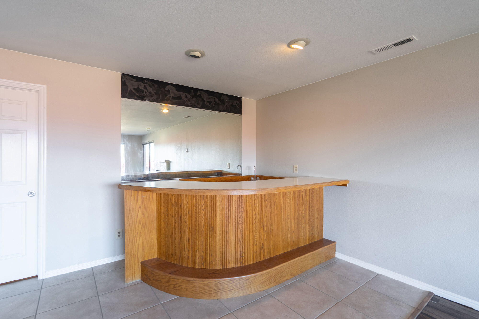 GARDENS SOUTH CONDOS - Residential