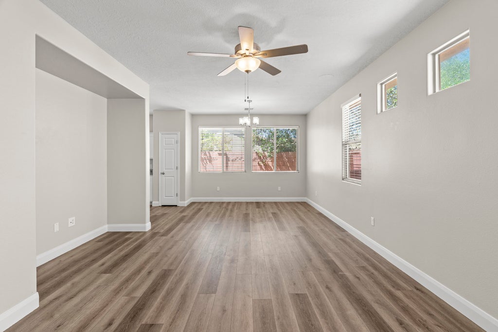 Photo of 945 N Slow Creek LN, Washington, UT 84780 (MLS # 26-275235)
