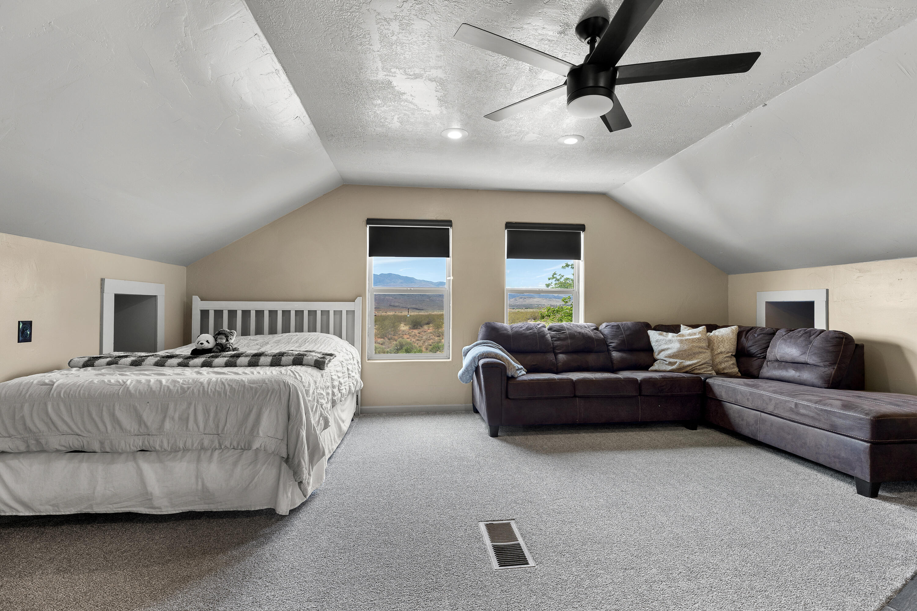 QUAIL COVE - Residential