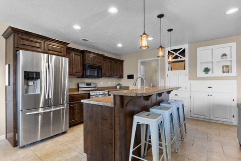 Tiny photo for 225 Falcon CT, Ivins, UT 84738 (MLS # 26-271896)