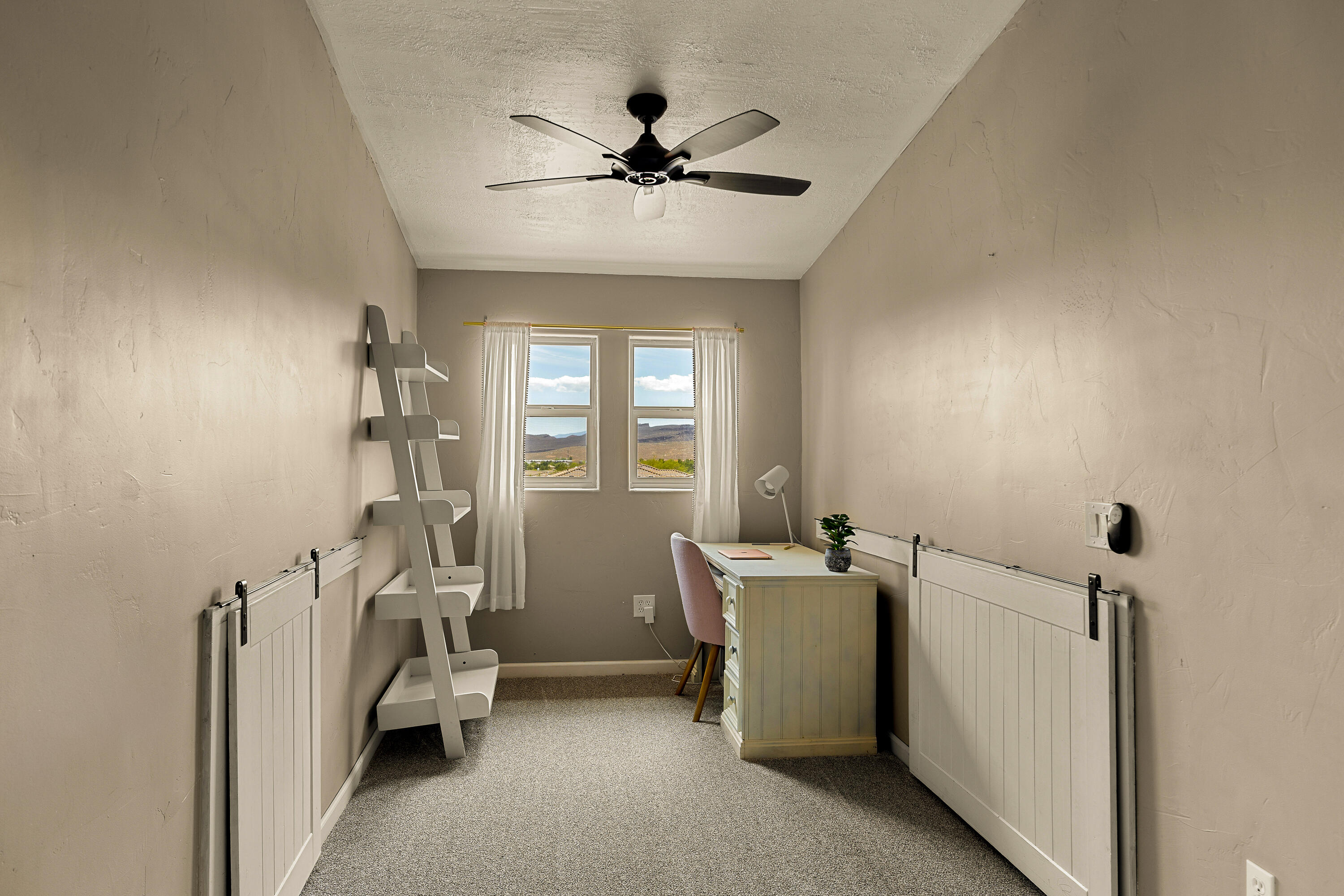QUAIL COVE - Residential