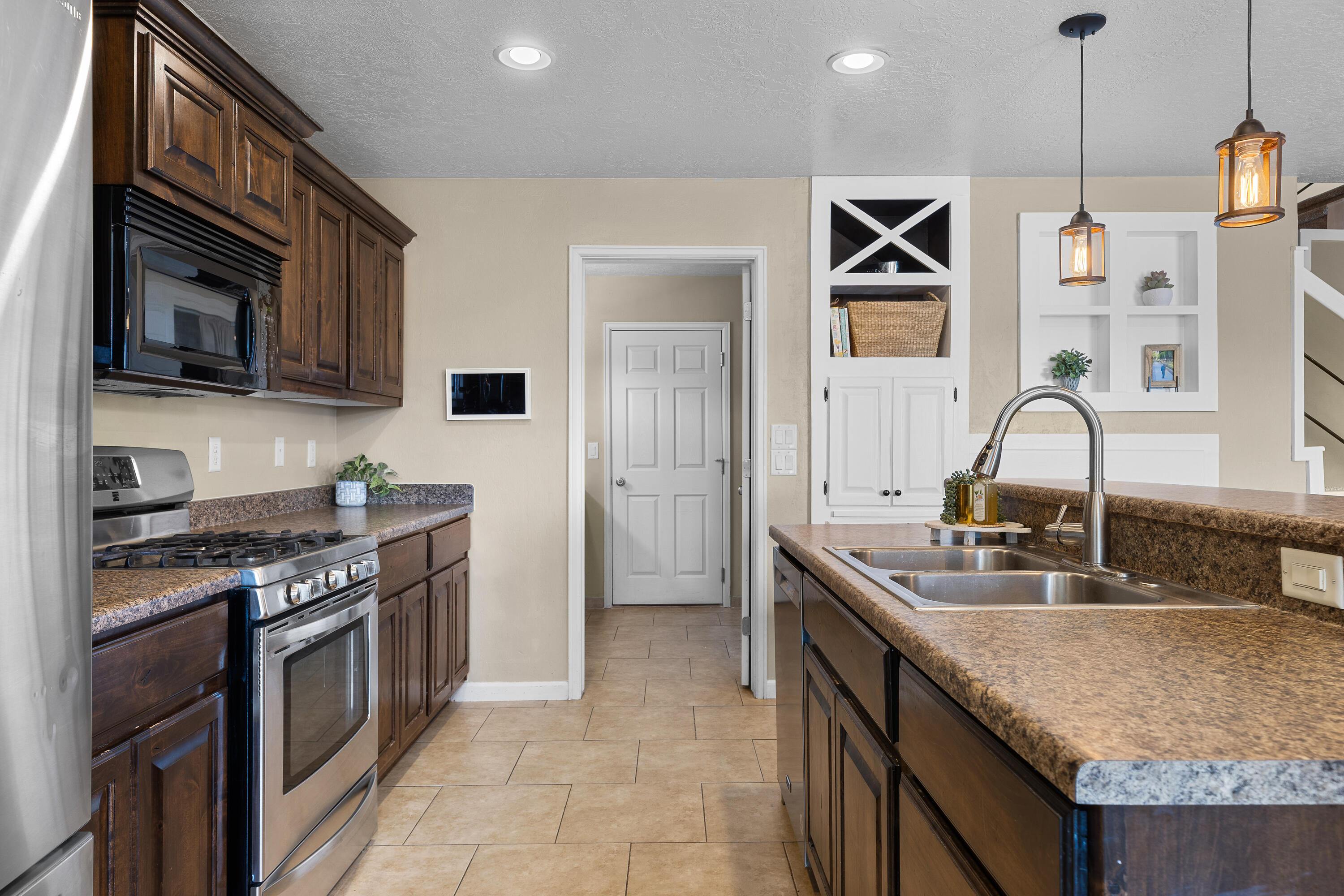 QUAIL COVE - Residential