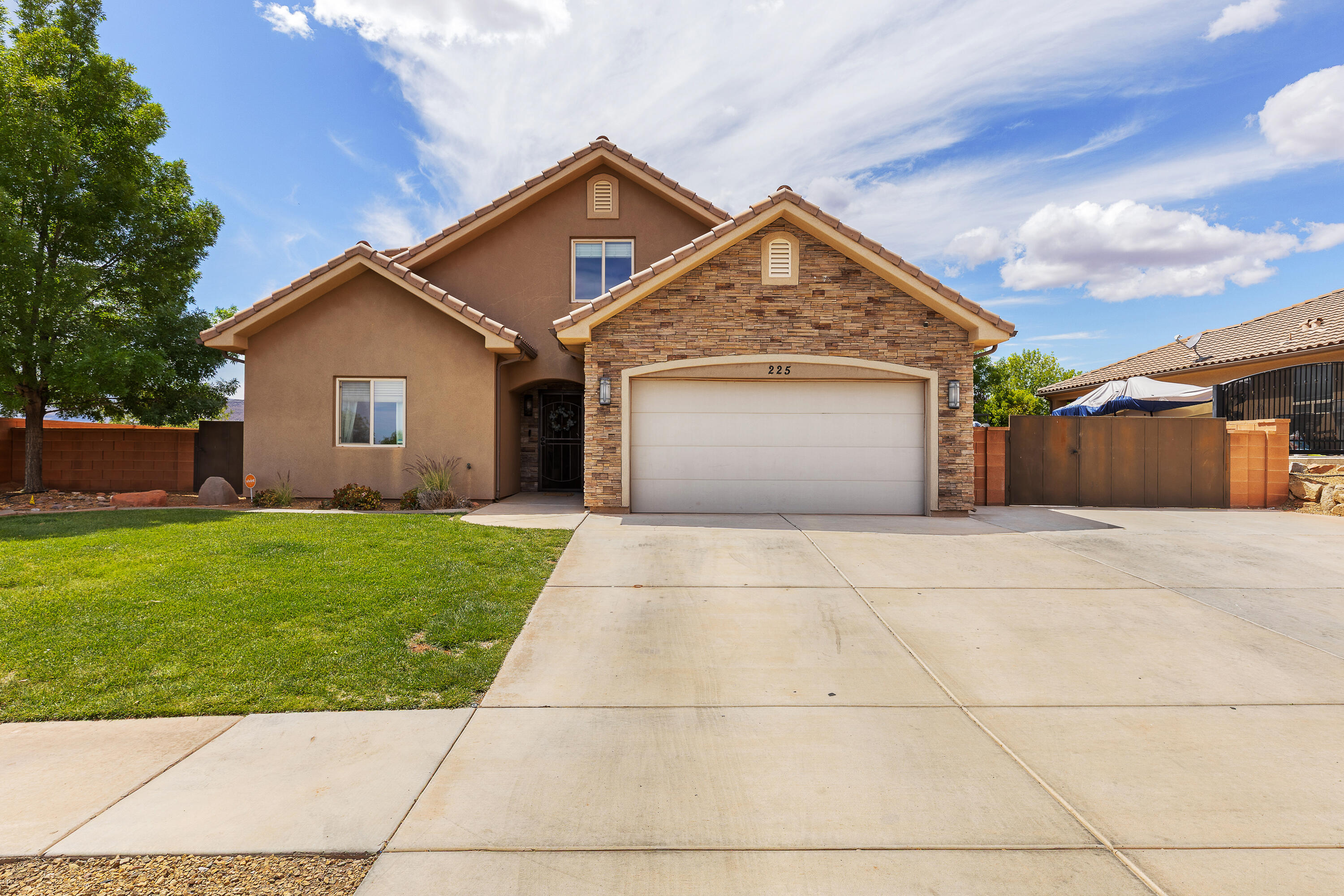 QUAIL COVE - Residential
