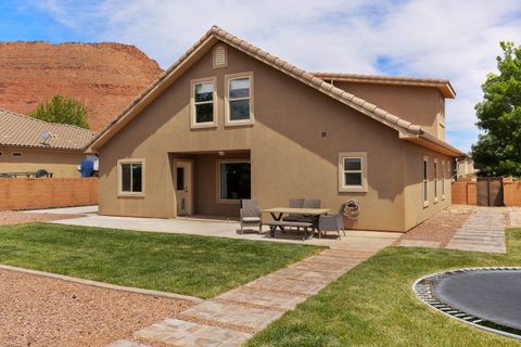 Tiny photo for 225 Falcon CT, Ivins, UT 84738 (MLS # 26-271896)