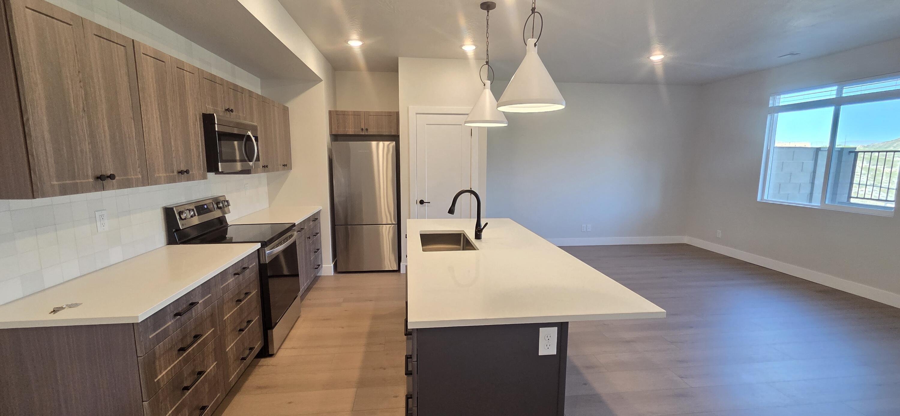 RISE AT CORAL CANYON - Residential