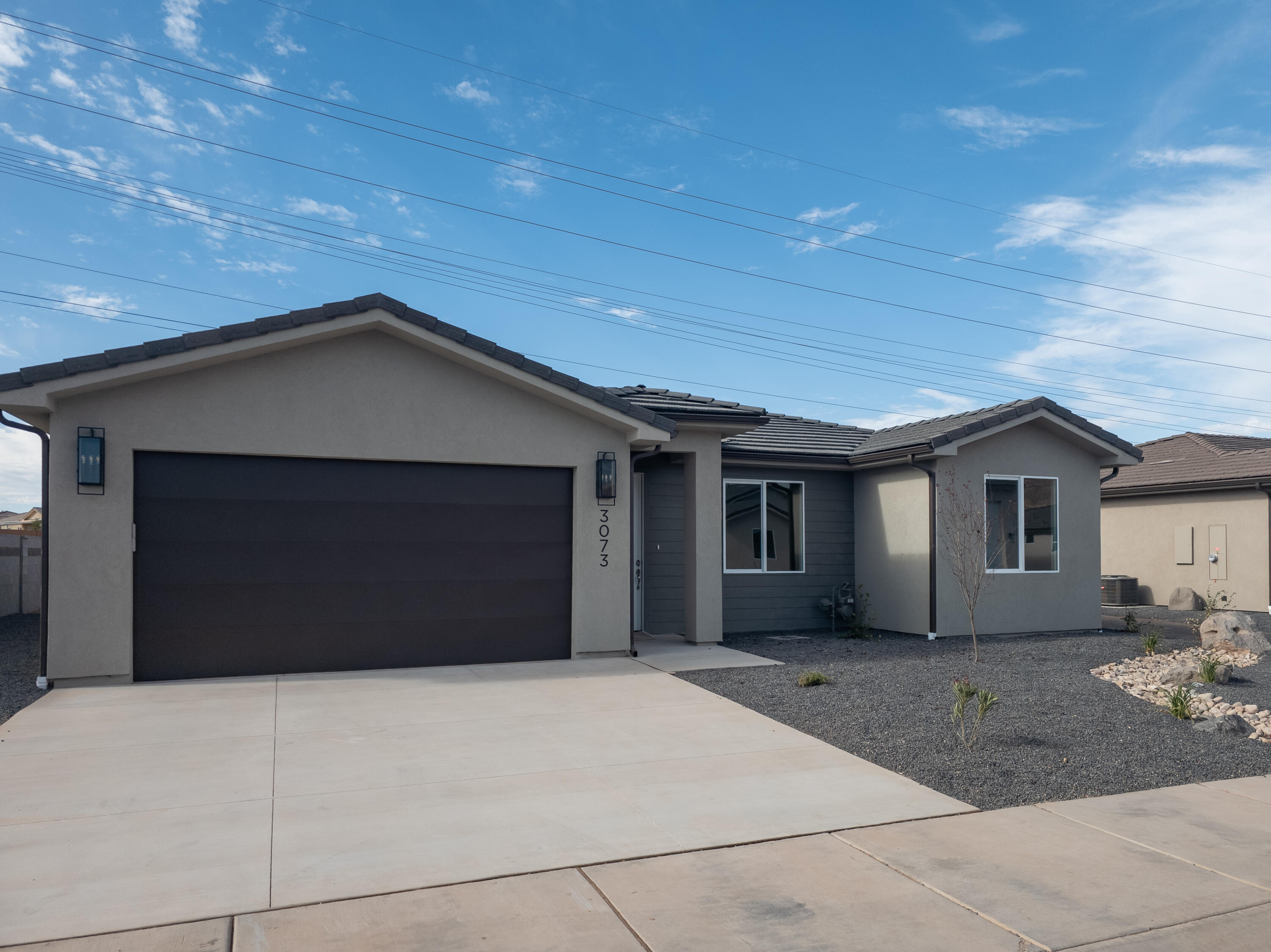 PEREGRINE POINTE WEST - Residential