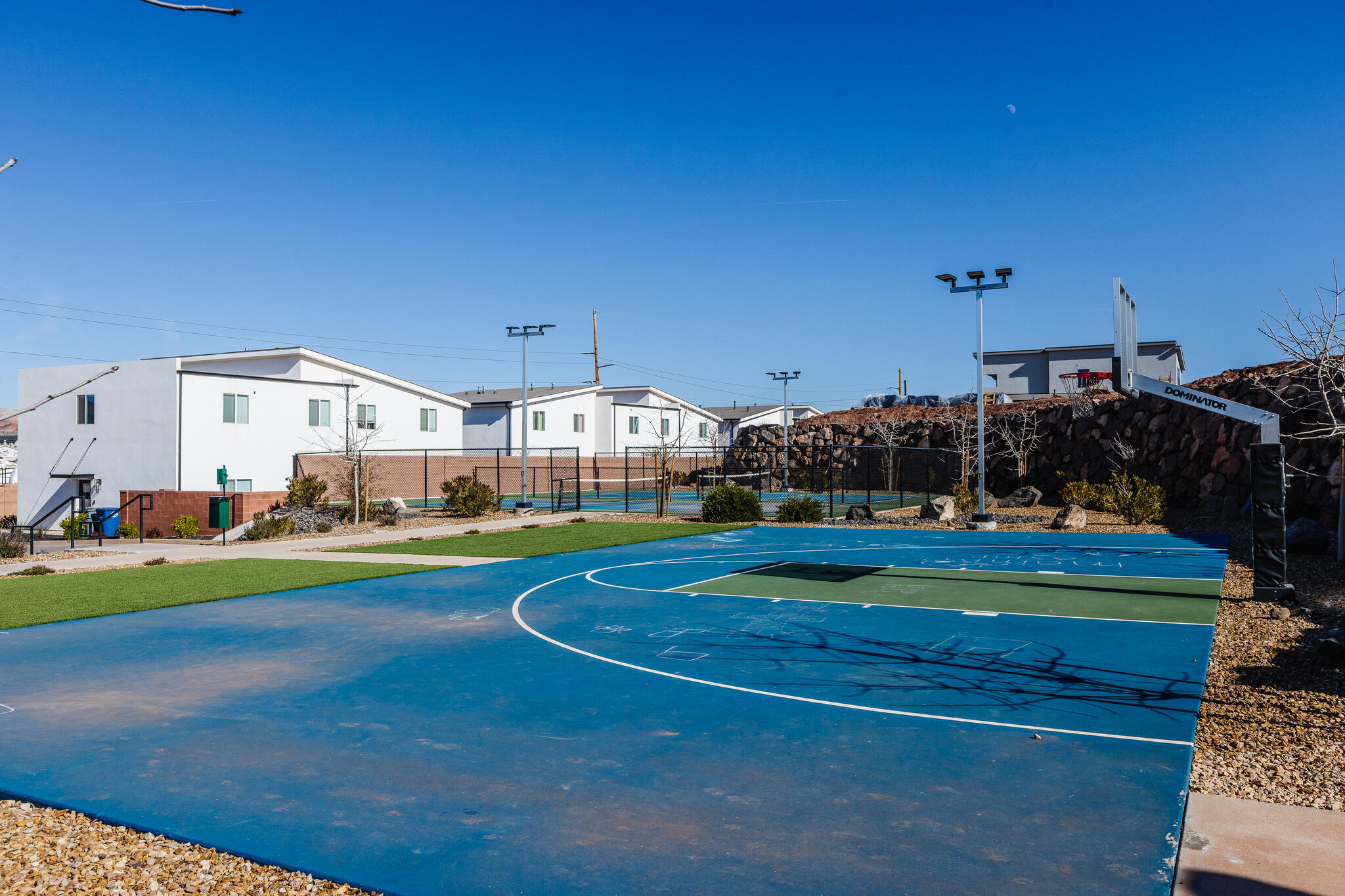 DESERT RIDGE - Residential