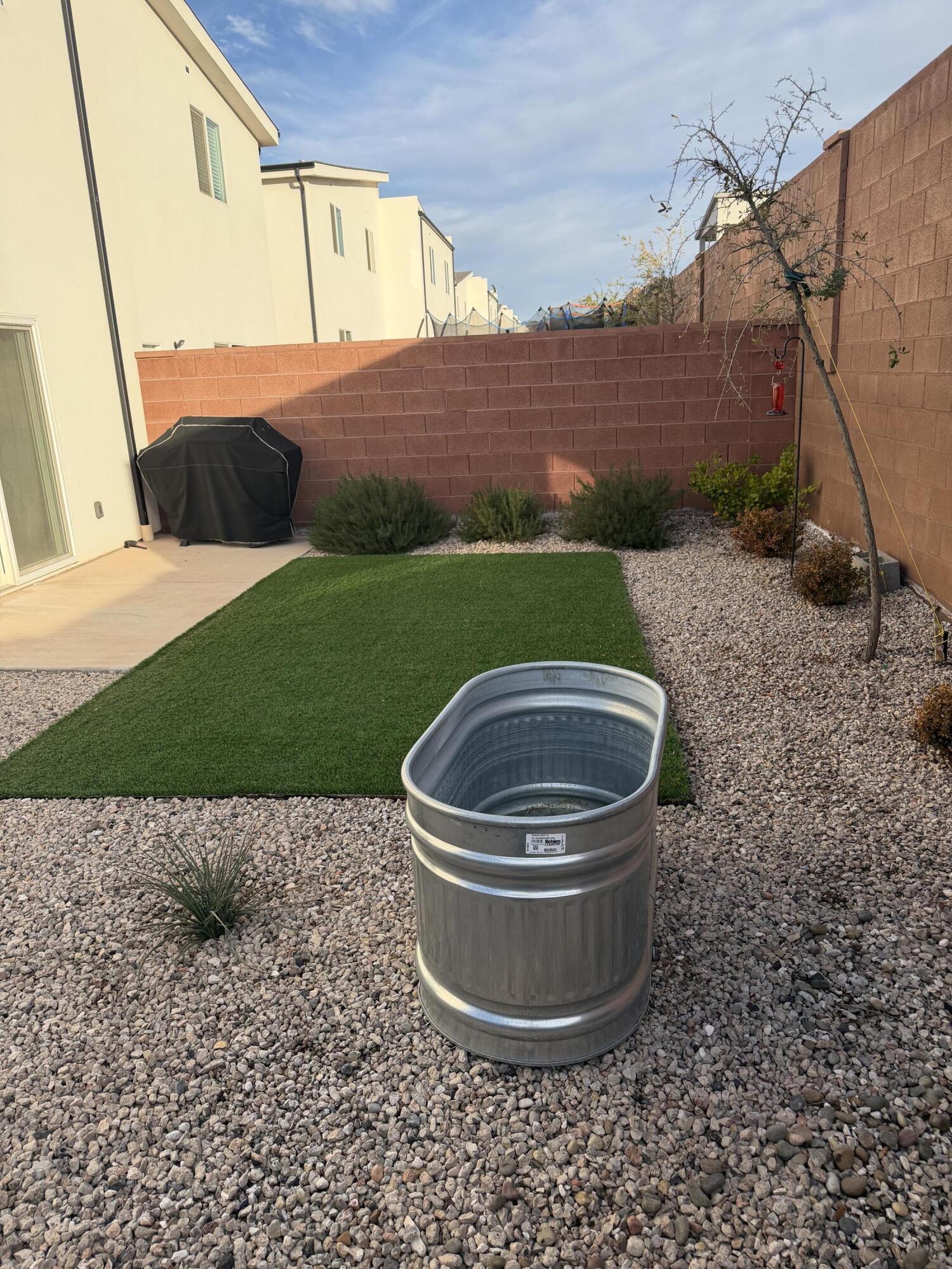 DESERT RIDGE - Residential