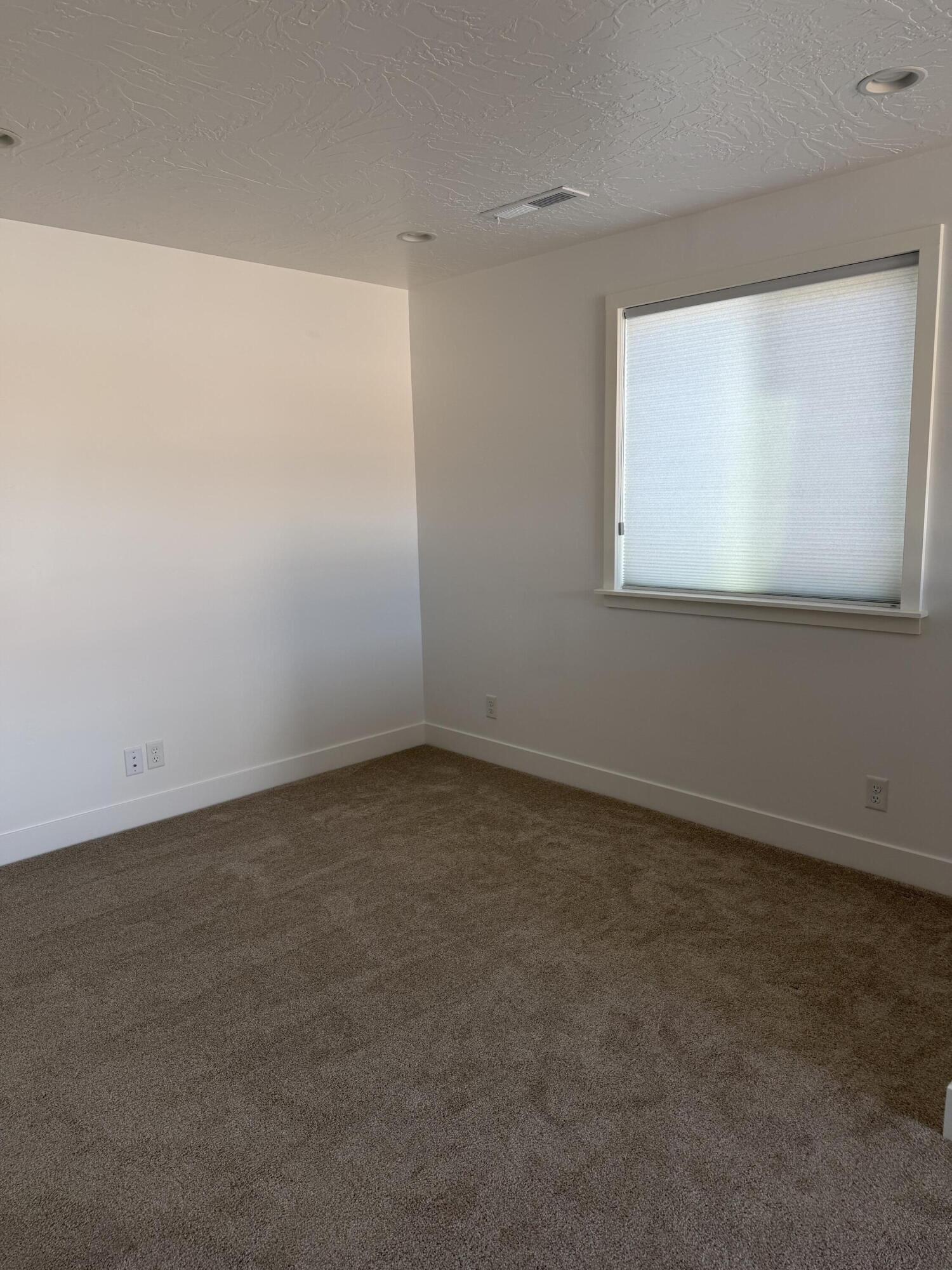 DESERT RIDGE - Residential