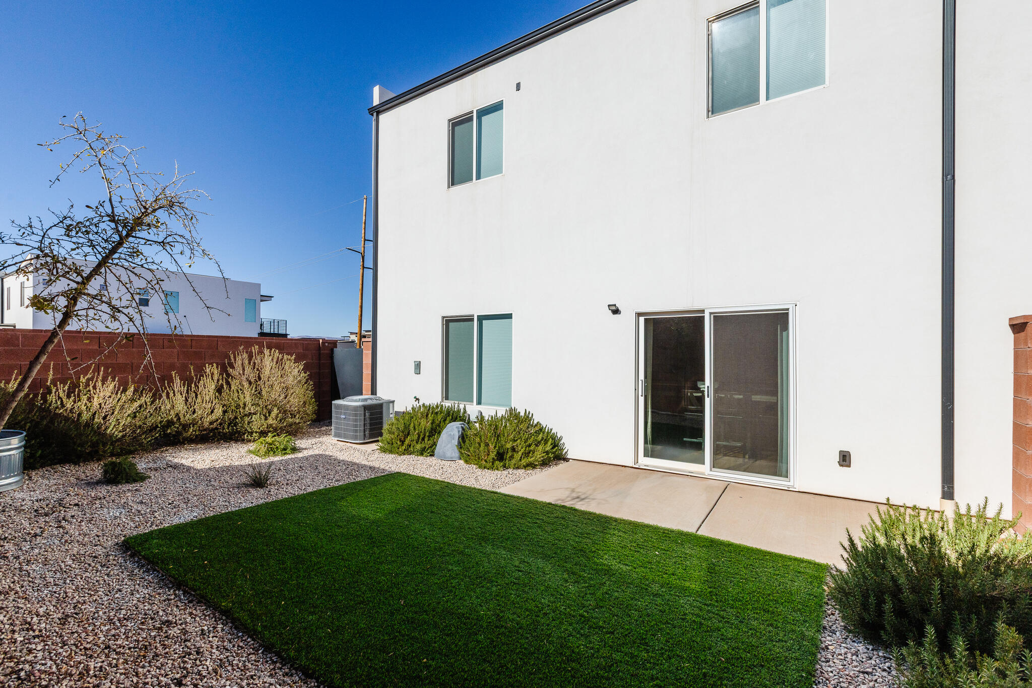 DESERT RIDGE - Residential