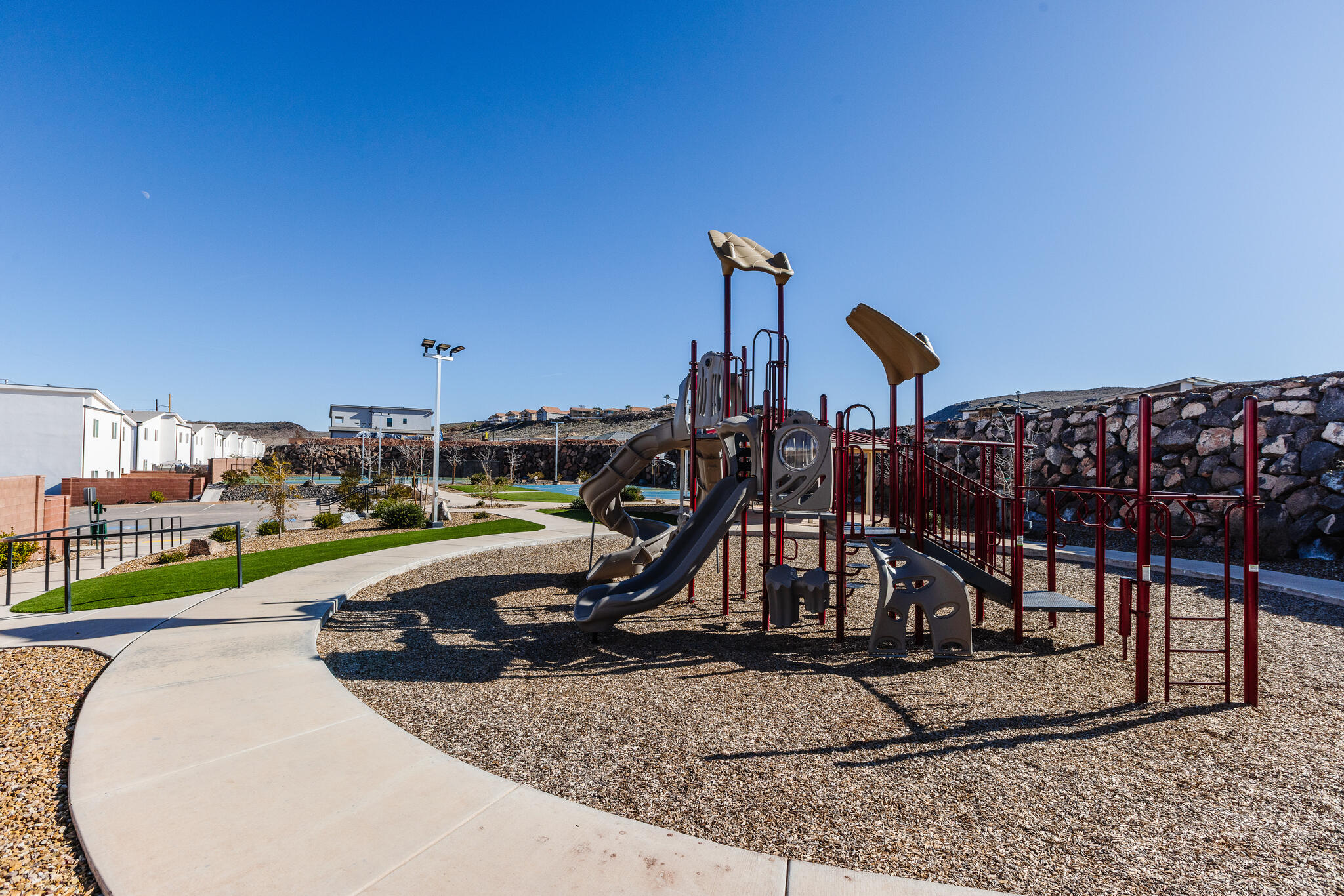 DESERT RIDGE - Residential