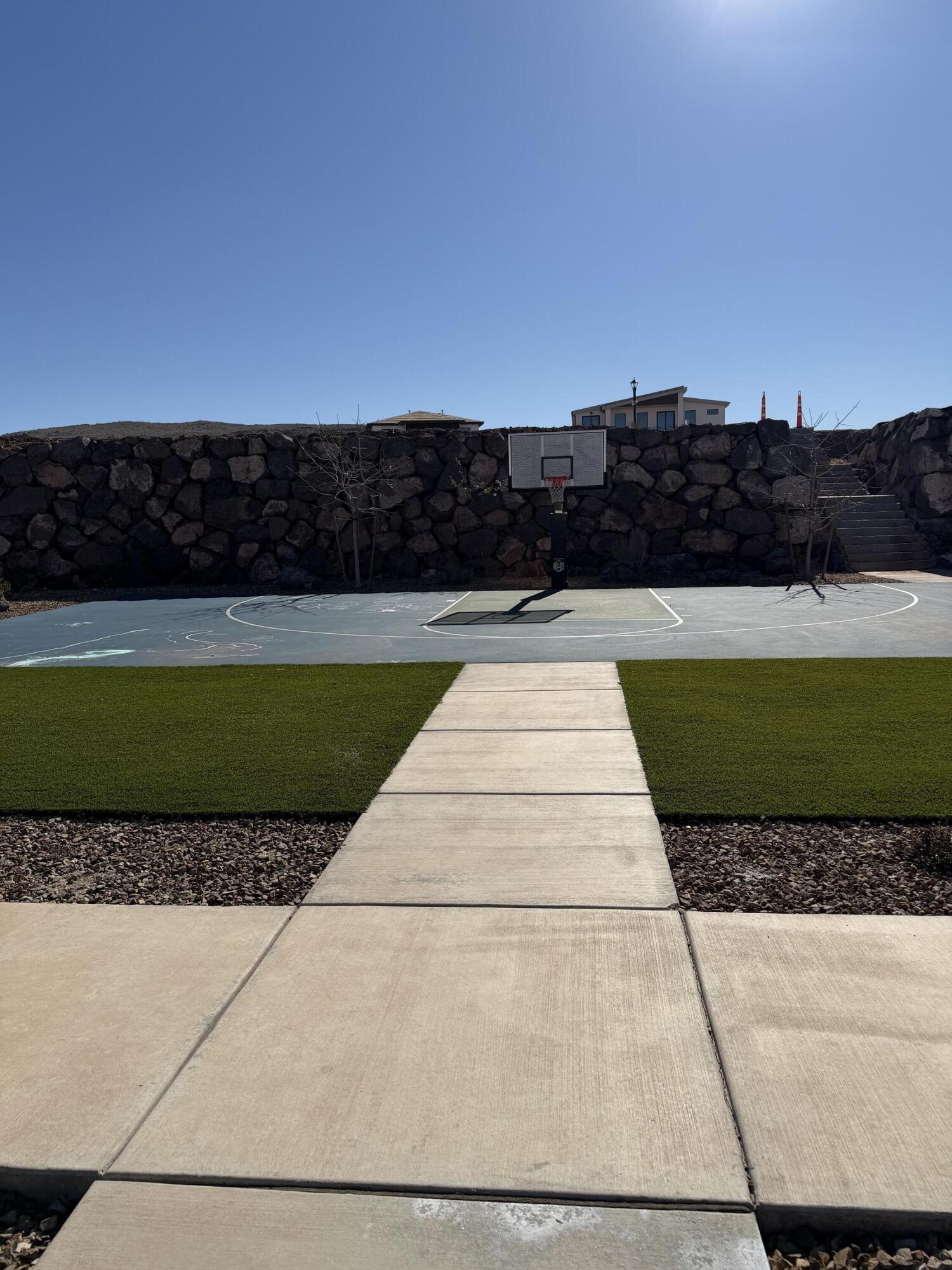 DESERT RIDGE - Residential