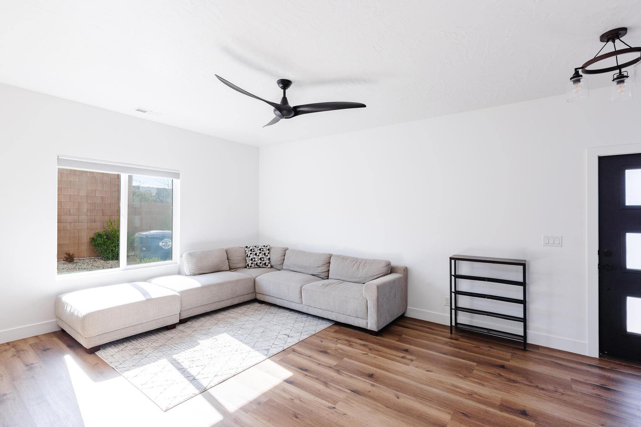 DESERT RIDGE - Residential