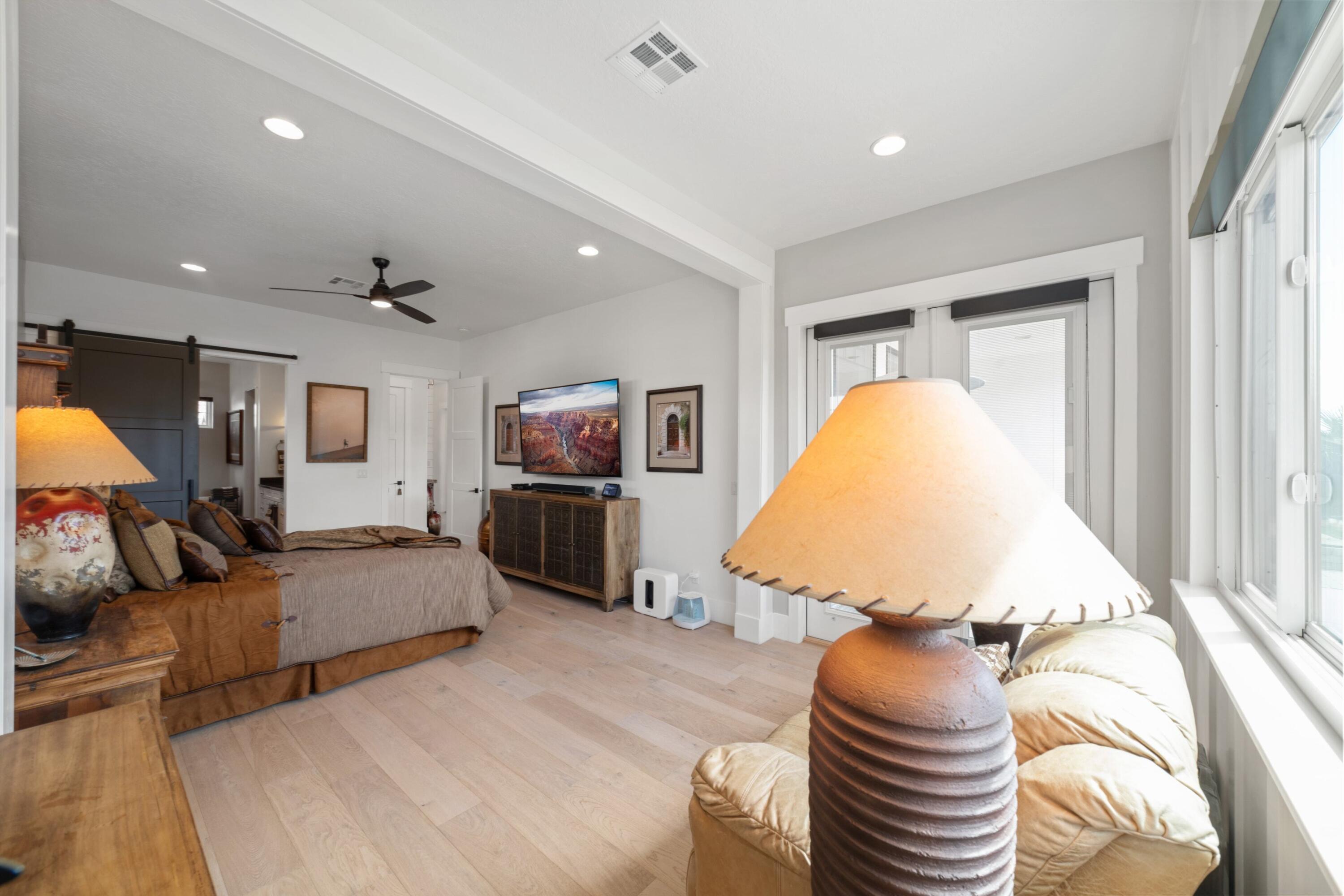 SOUTHERN VISTAS - Residential