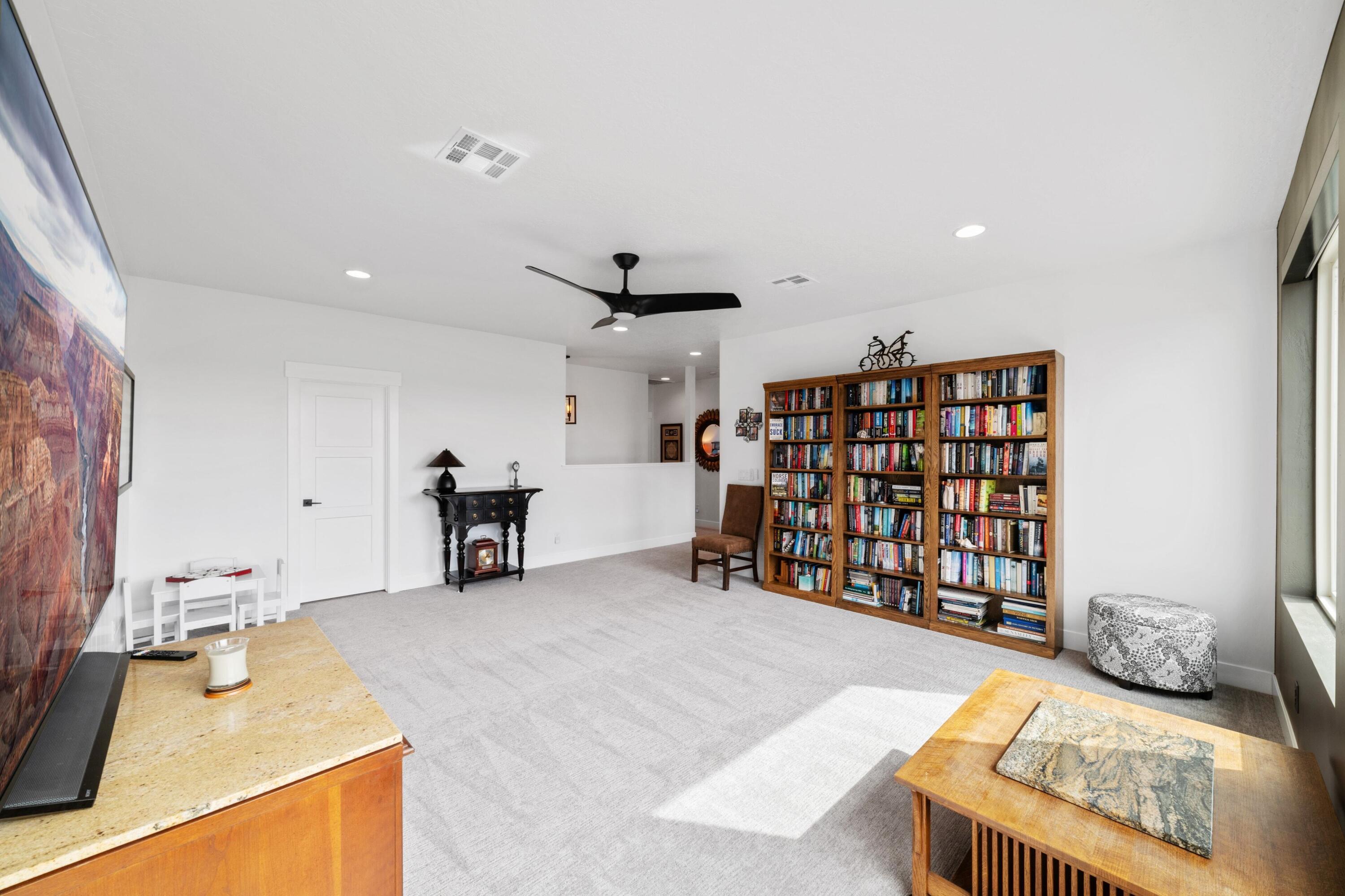 SOUTHERN VISTAS - Residential