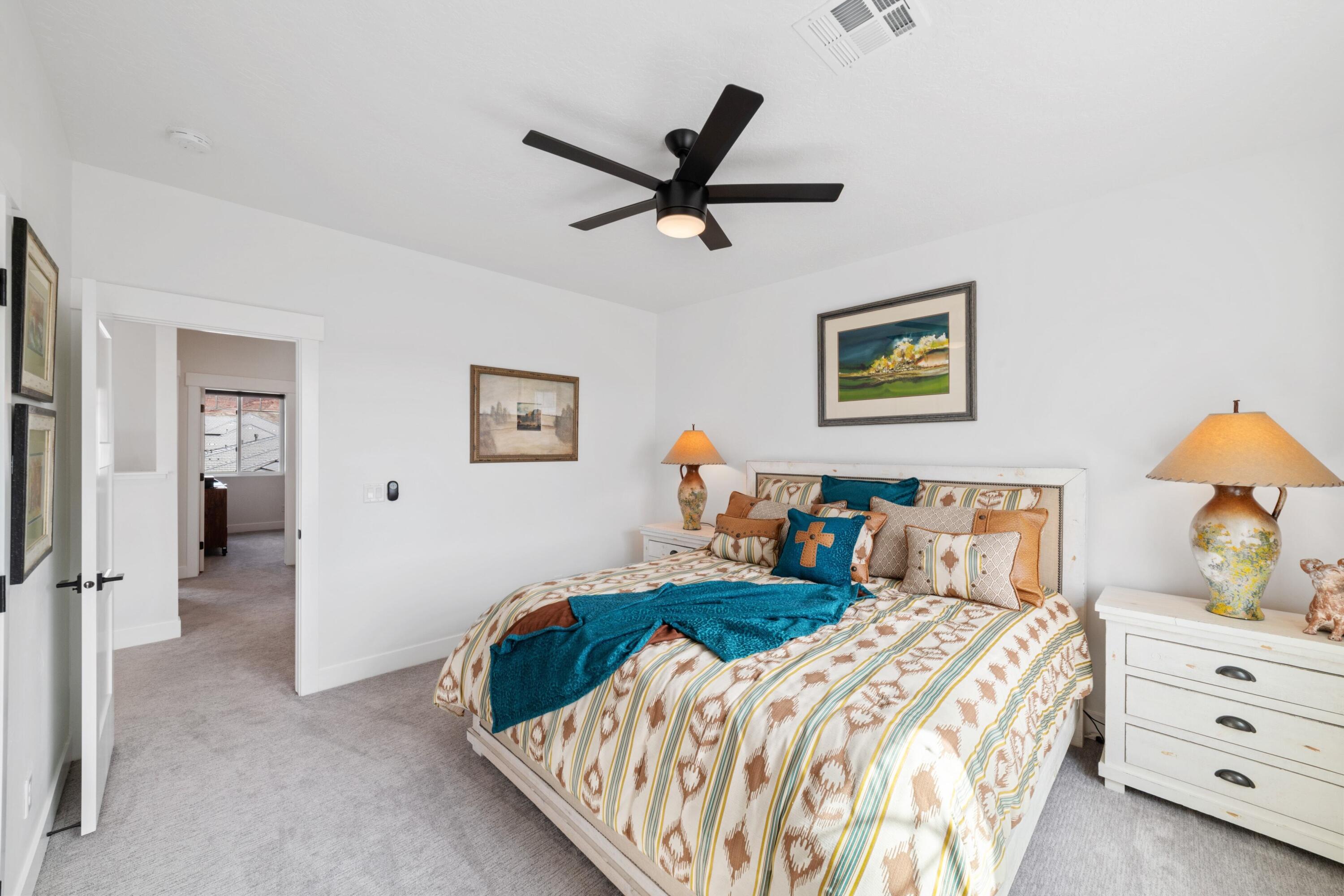 SOUTHERN VISTAS - Residential