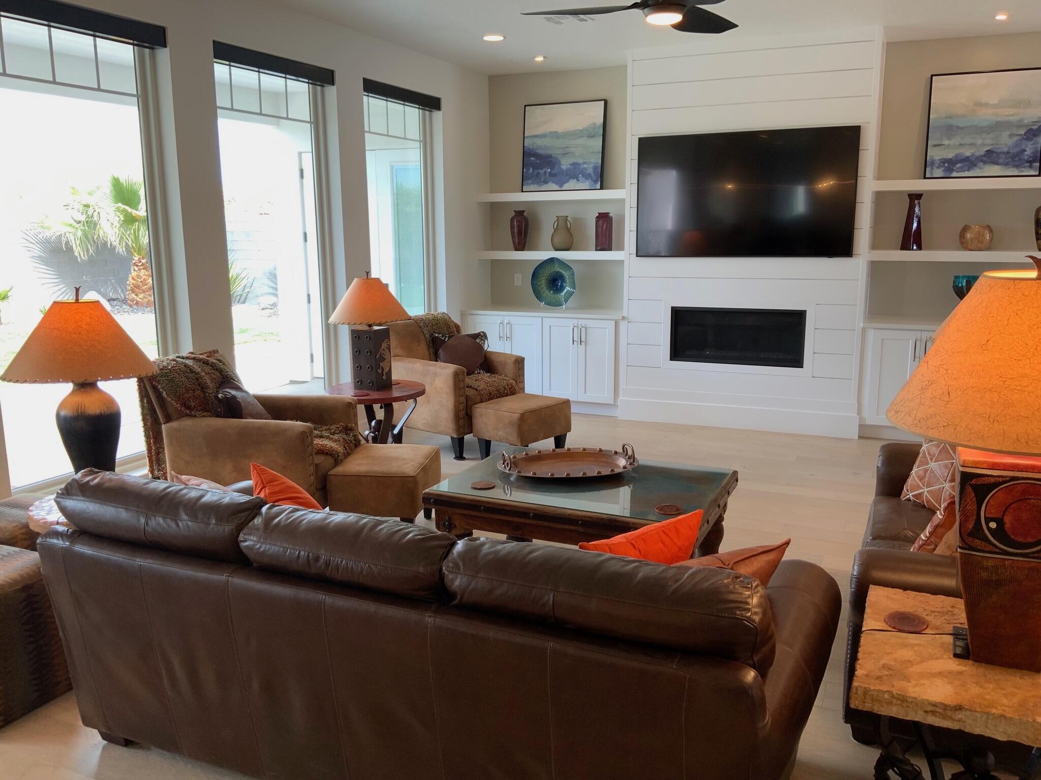 SOUTHERN VISTAS - Residential