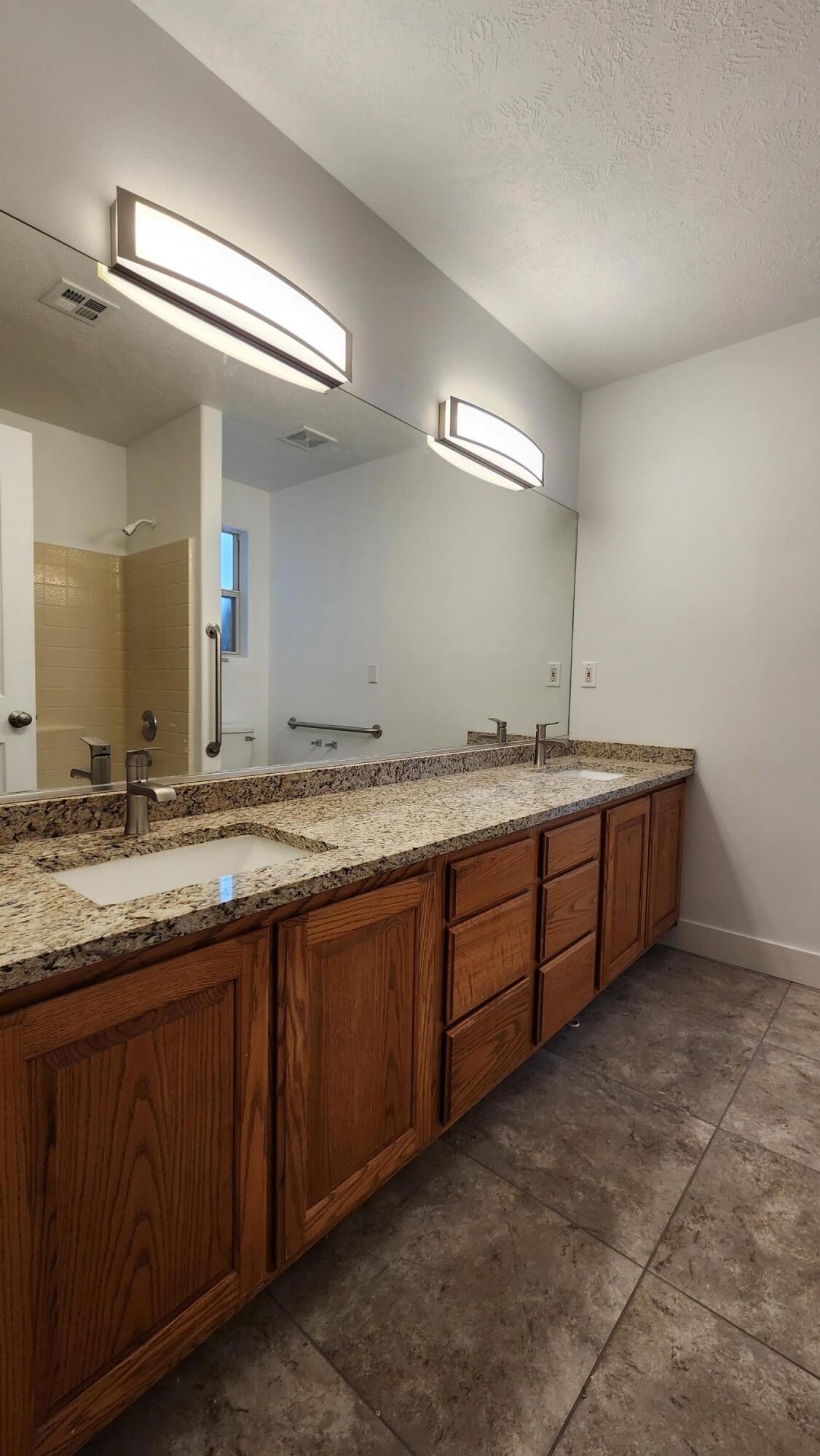 RIVERSIDE HEIGHTS - Residential