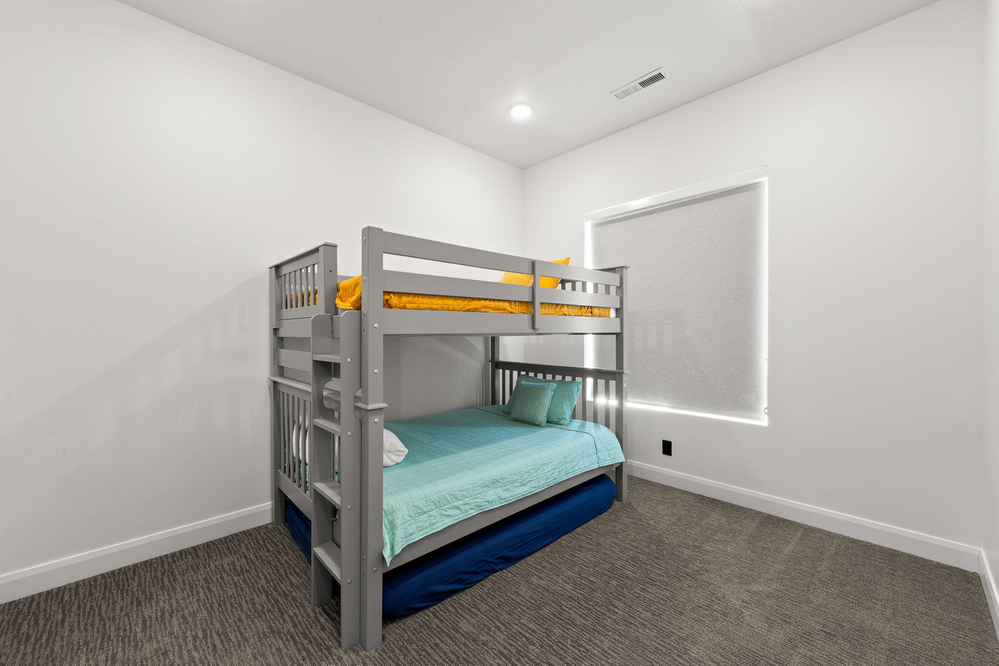 AUBURN HILLS - Residential