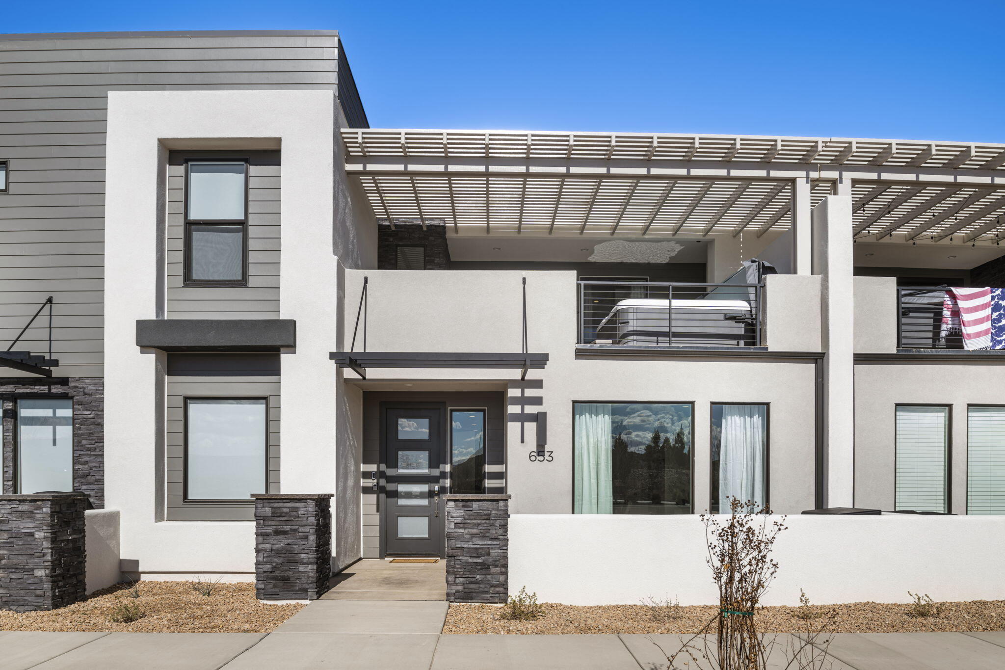 DESERT COLOR RESORT - Residential