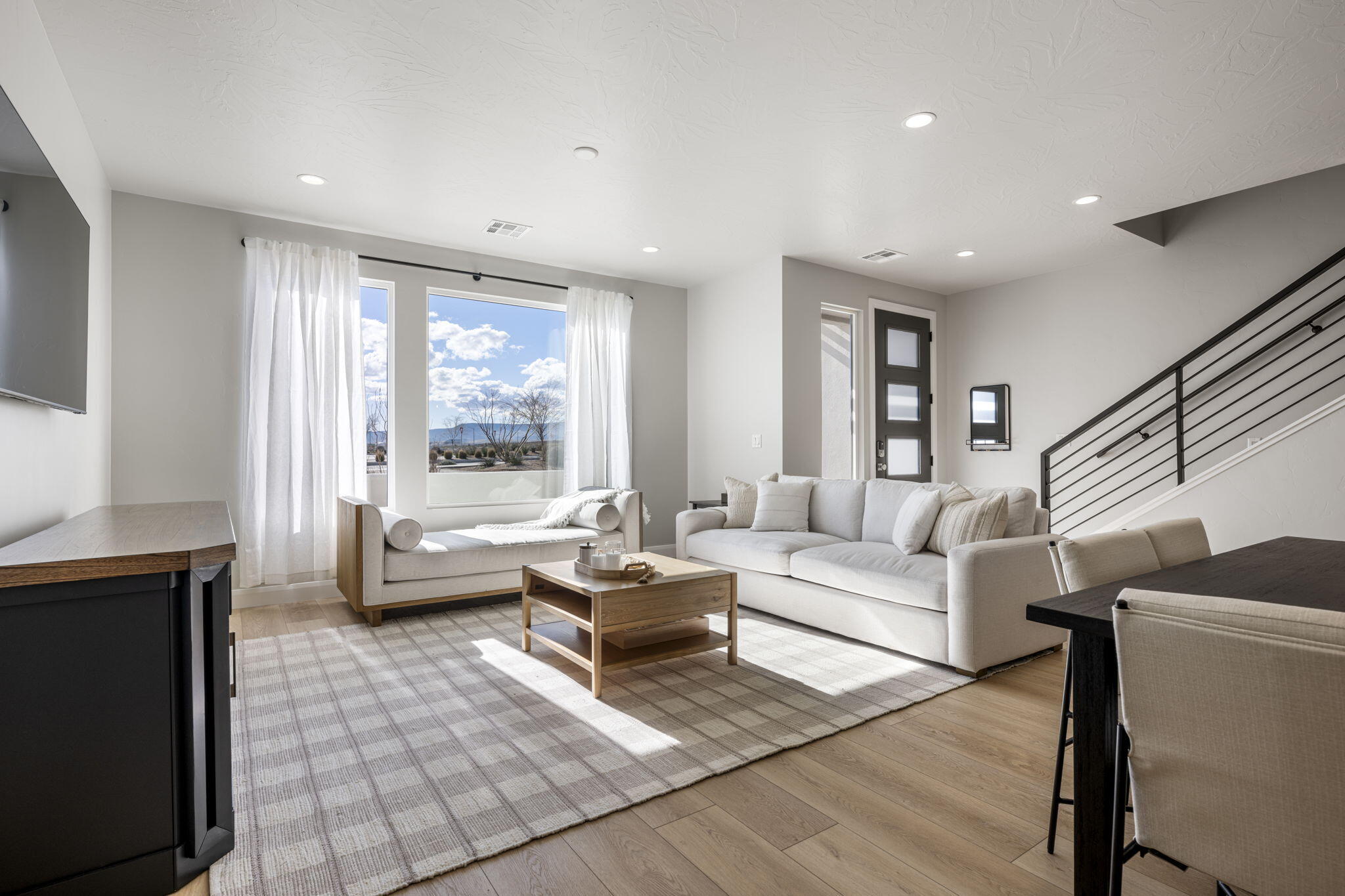 DESERT COLOR RESORT - Residential