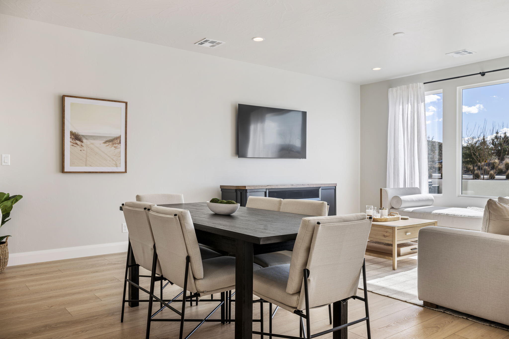 DESERT COLOR RESORT - Residential