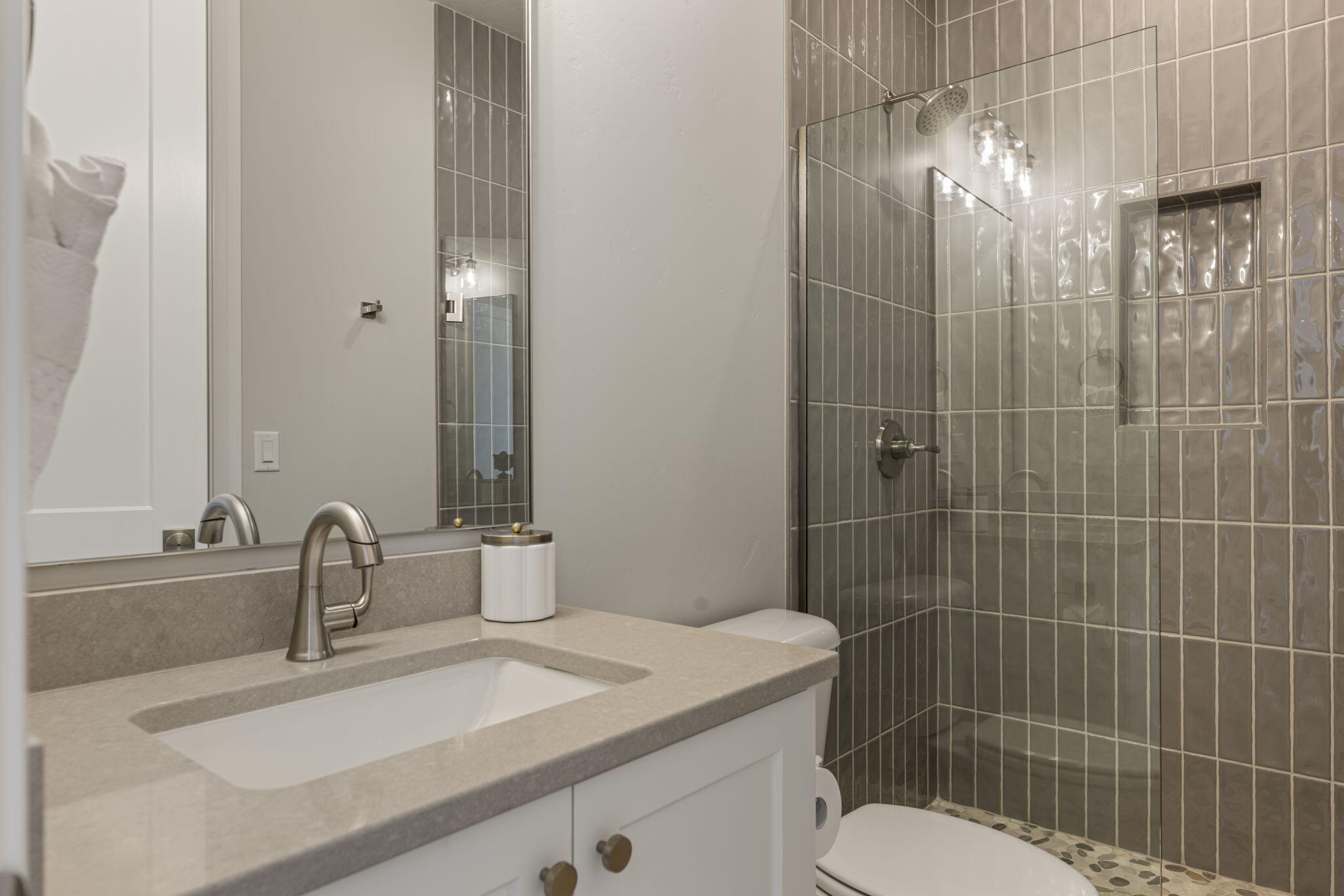 DESERT COLOR RESORT - Residential