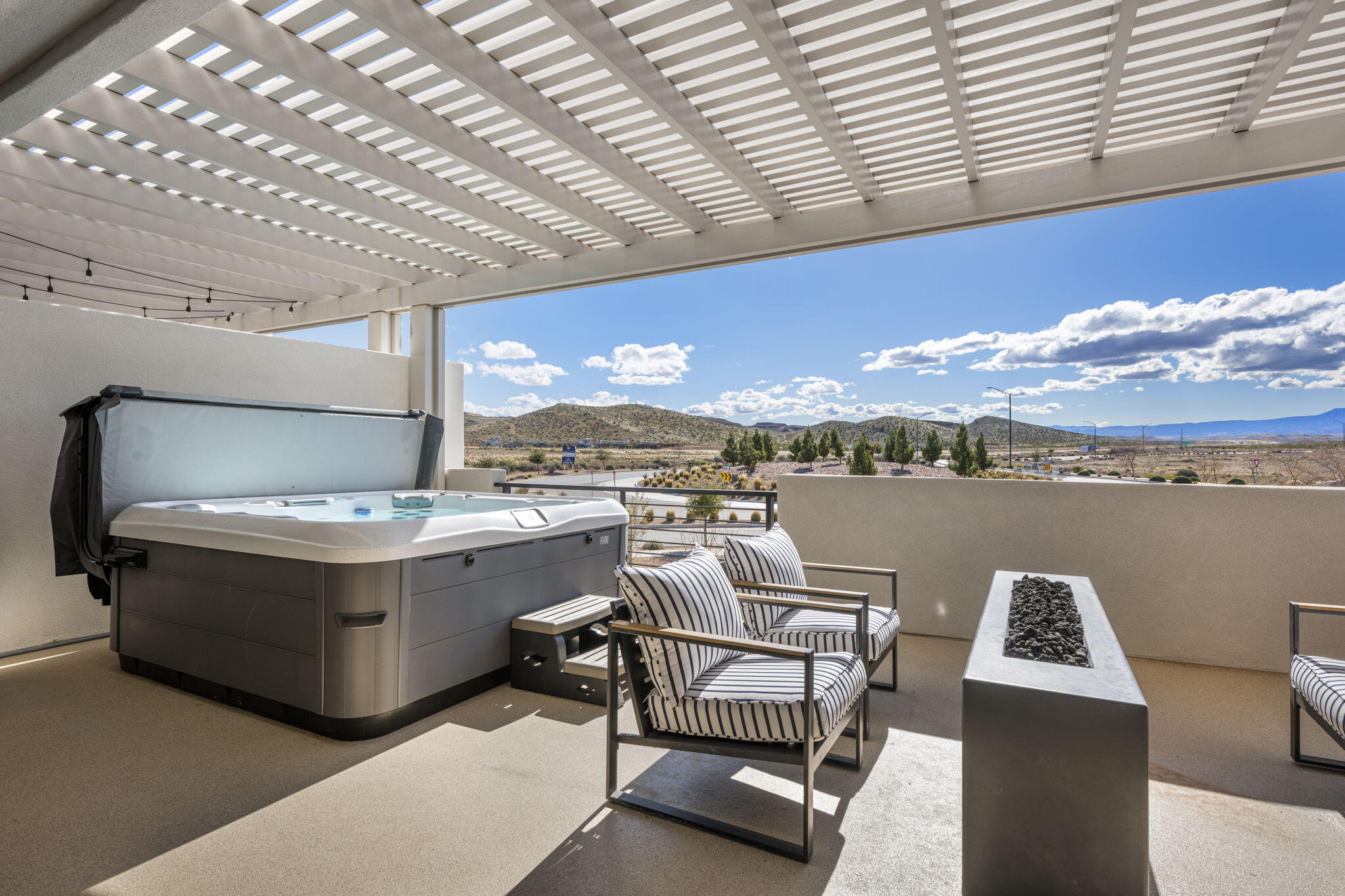 DESERT COLOR RESORT - Residential