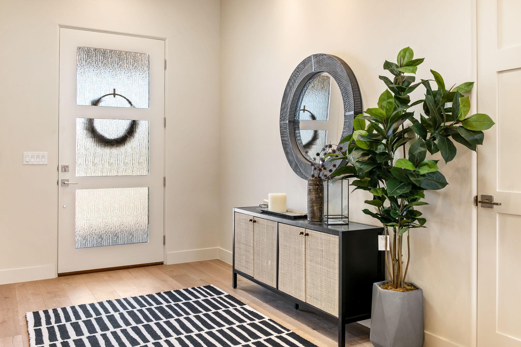 AUBURN HILLS - Residential