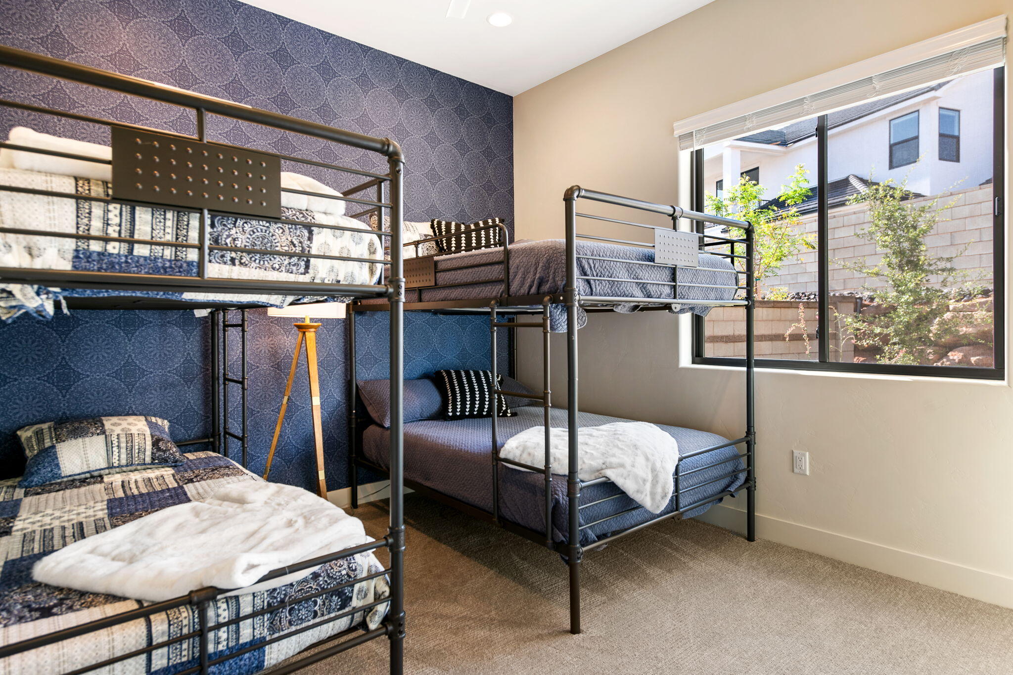 AUBURN HILLS - Residential