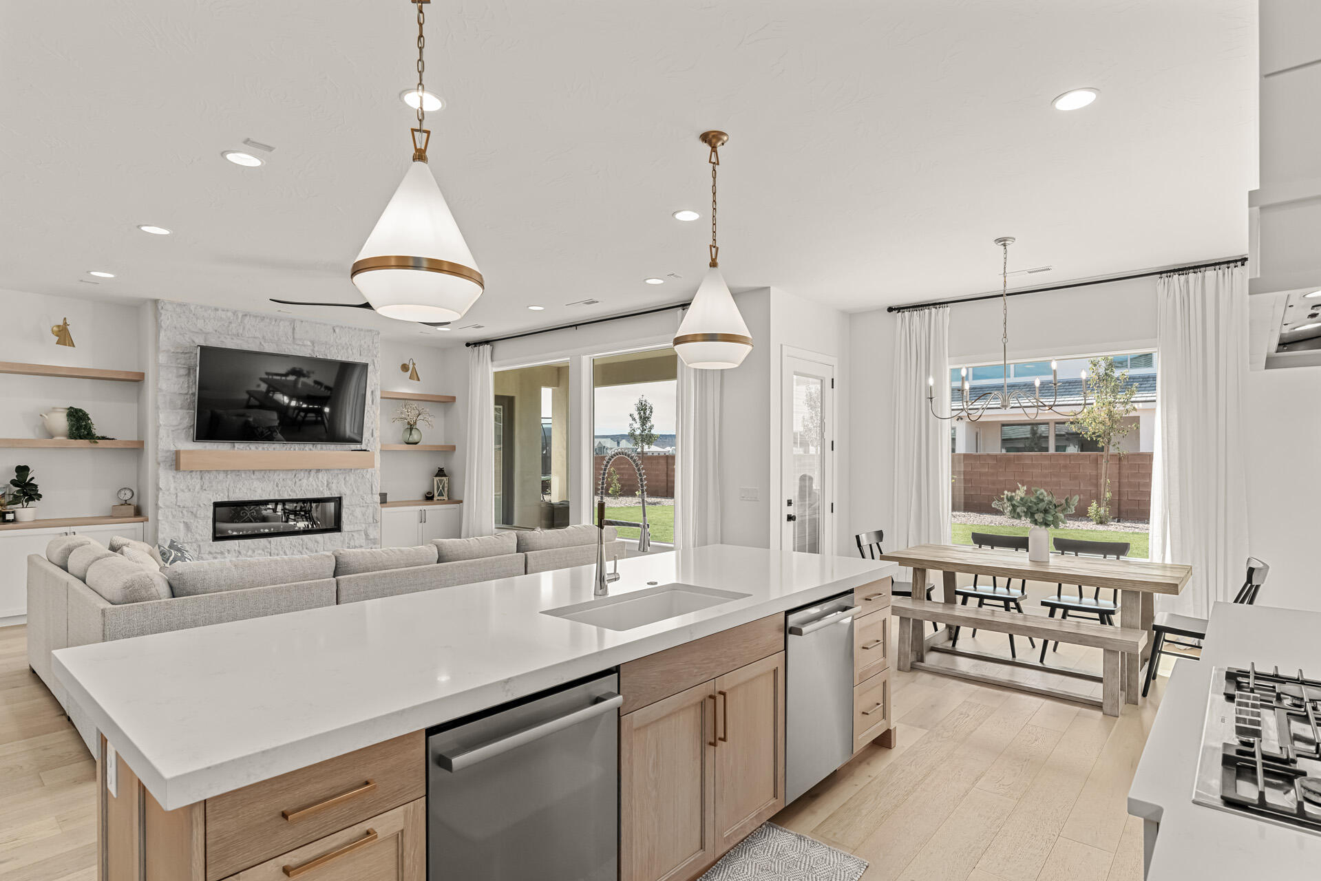 CRIMSON VISTAS - Residential