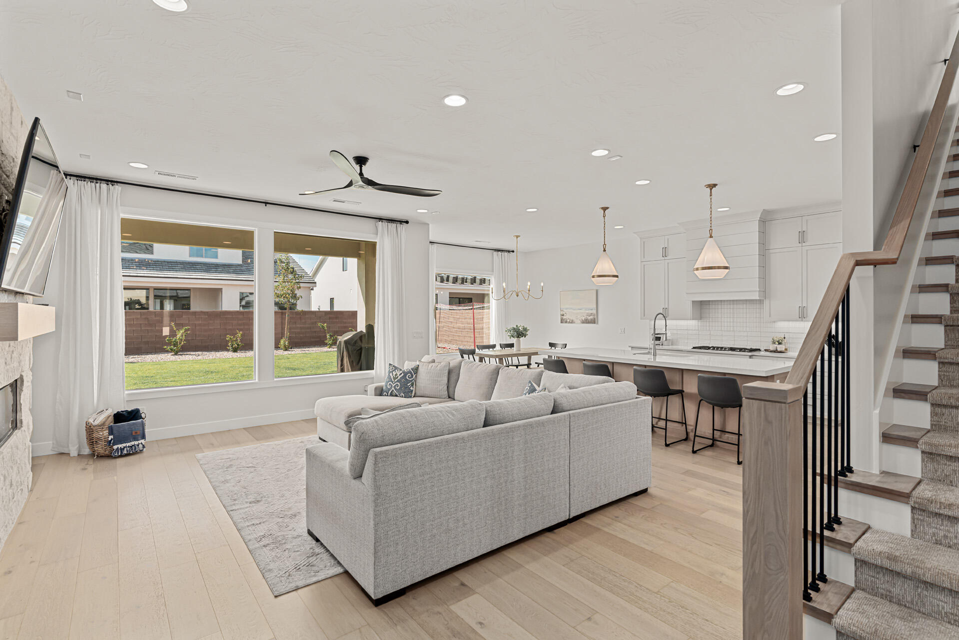 CRIMSON VISTAS - Residential