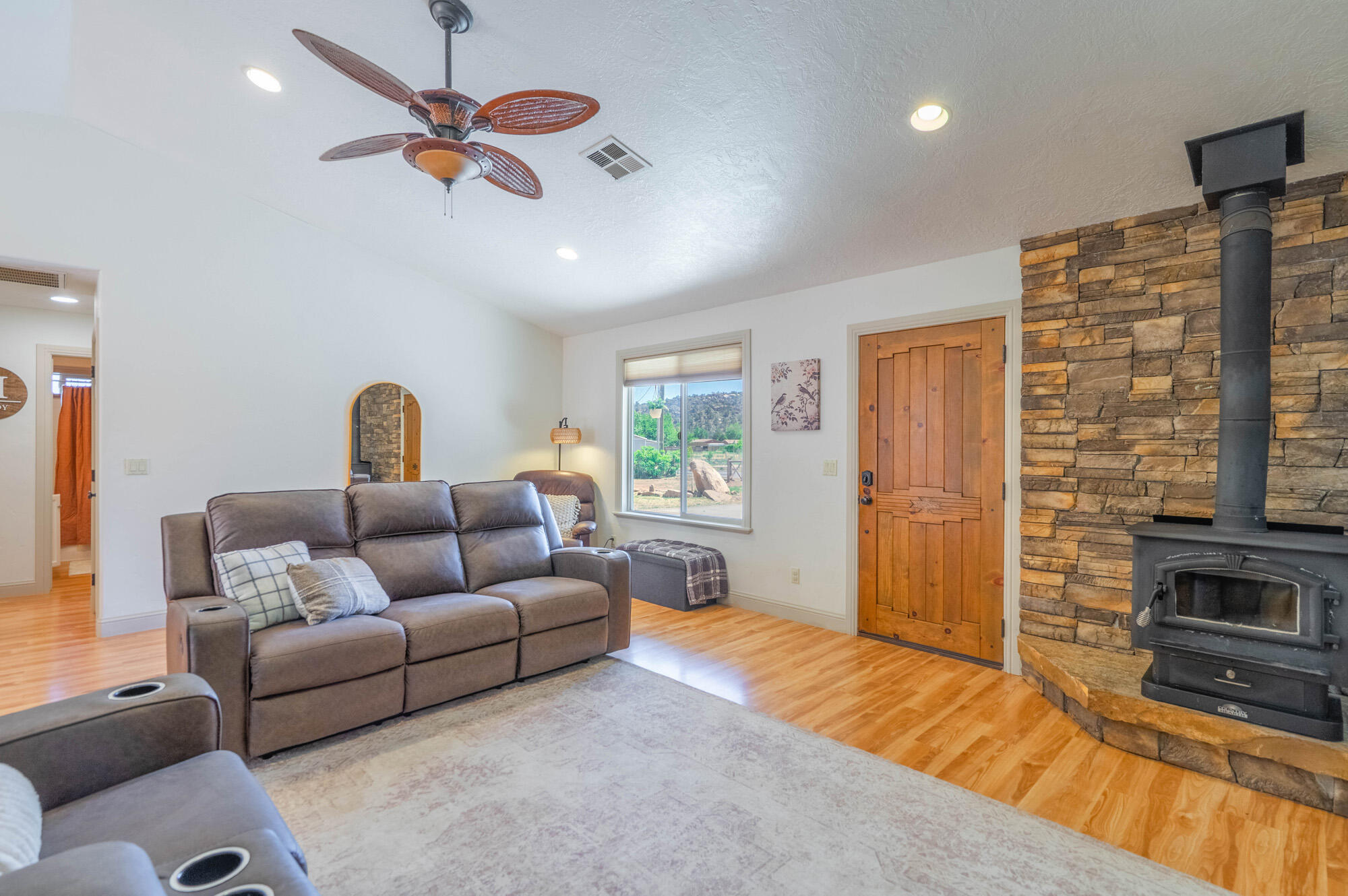 APPLE VALLEY RANCH - Residential