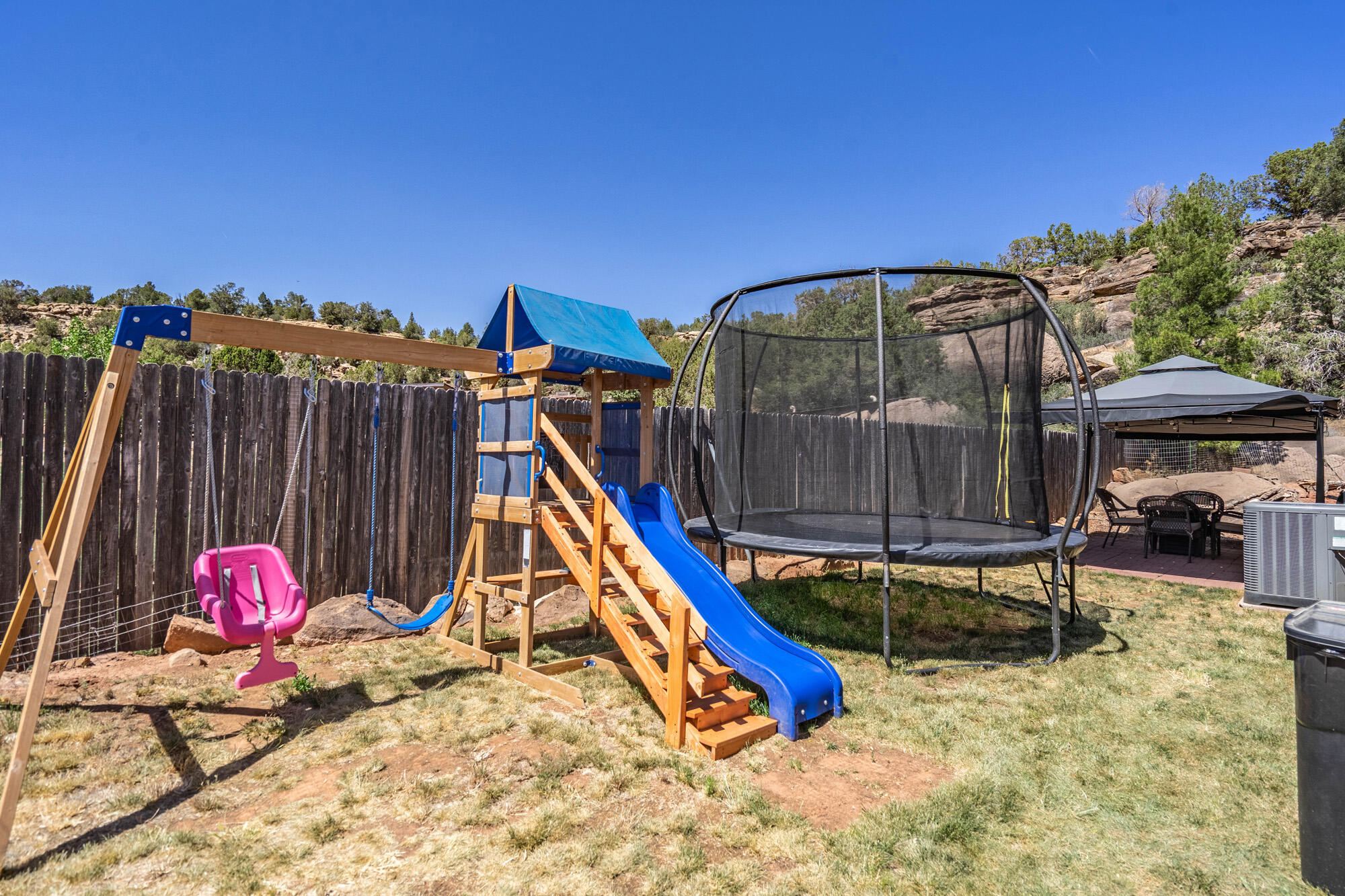 APPLE VALLEY RANCH - Residential