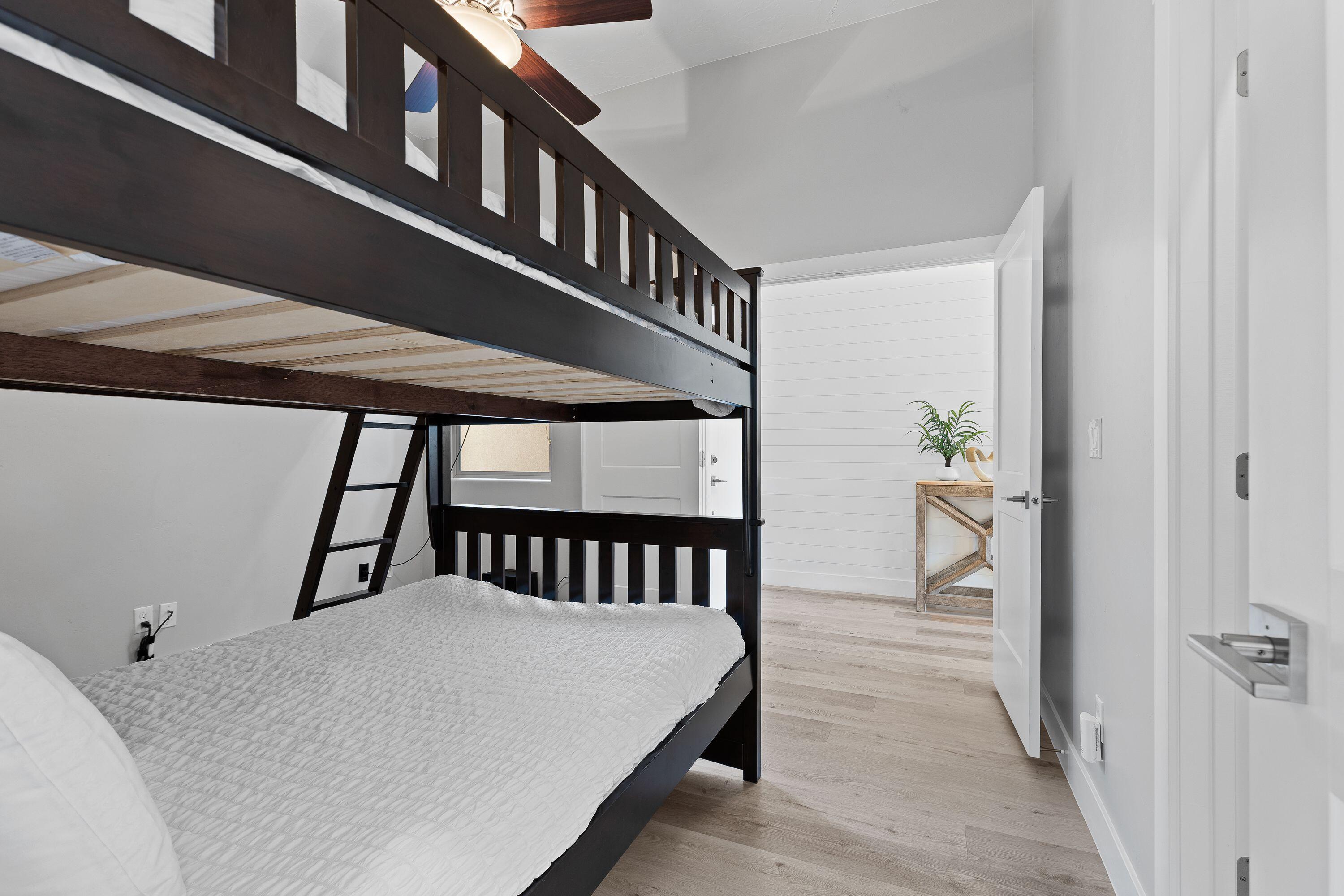 RETREAT AT SAND HOLLOW RESORT - Residential