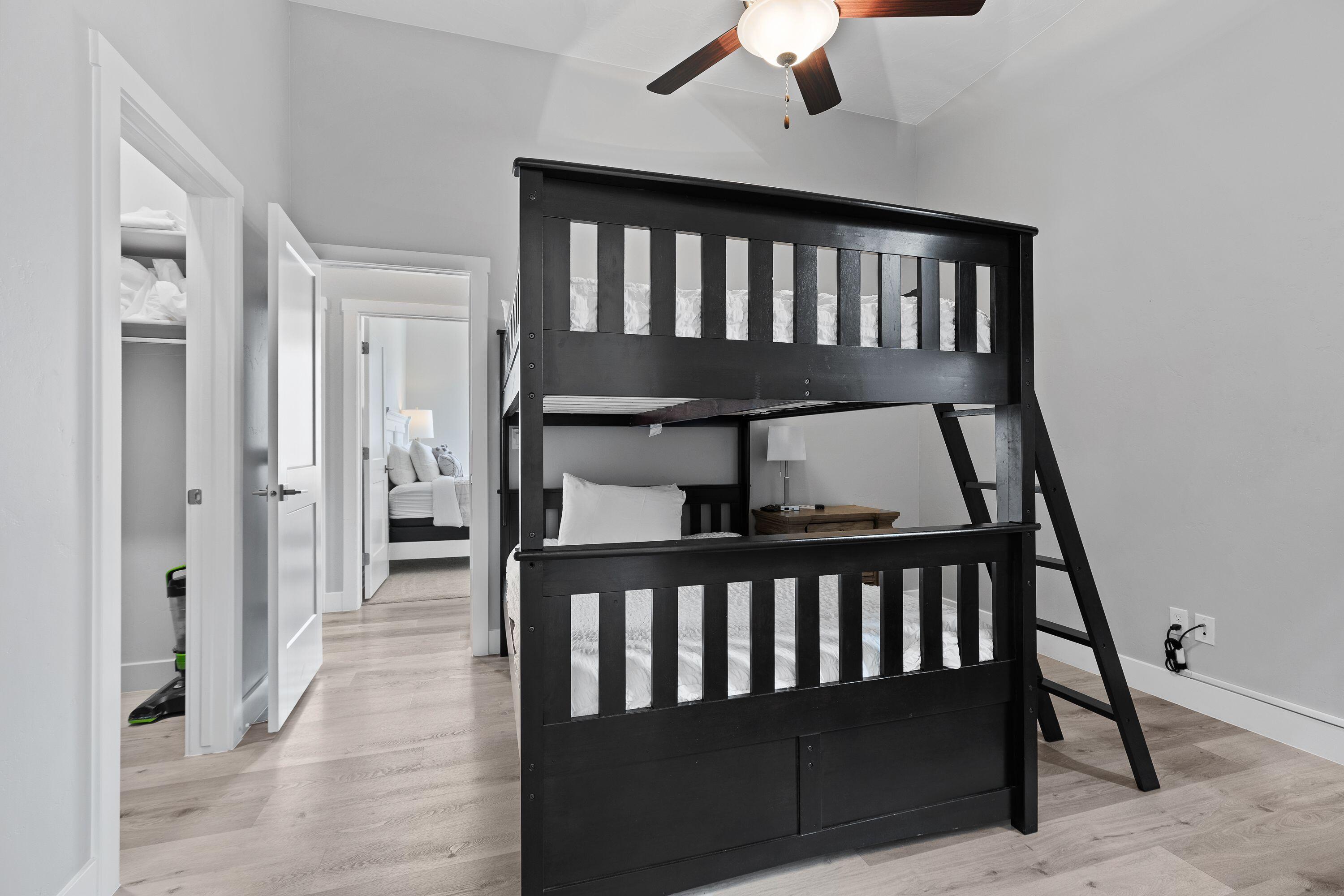 RETREAT AT SAND HOLLOW RESORT - Residential