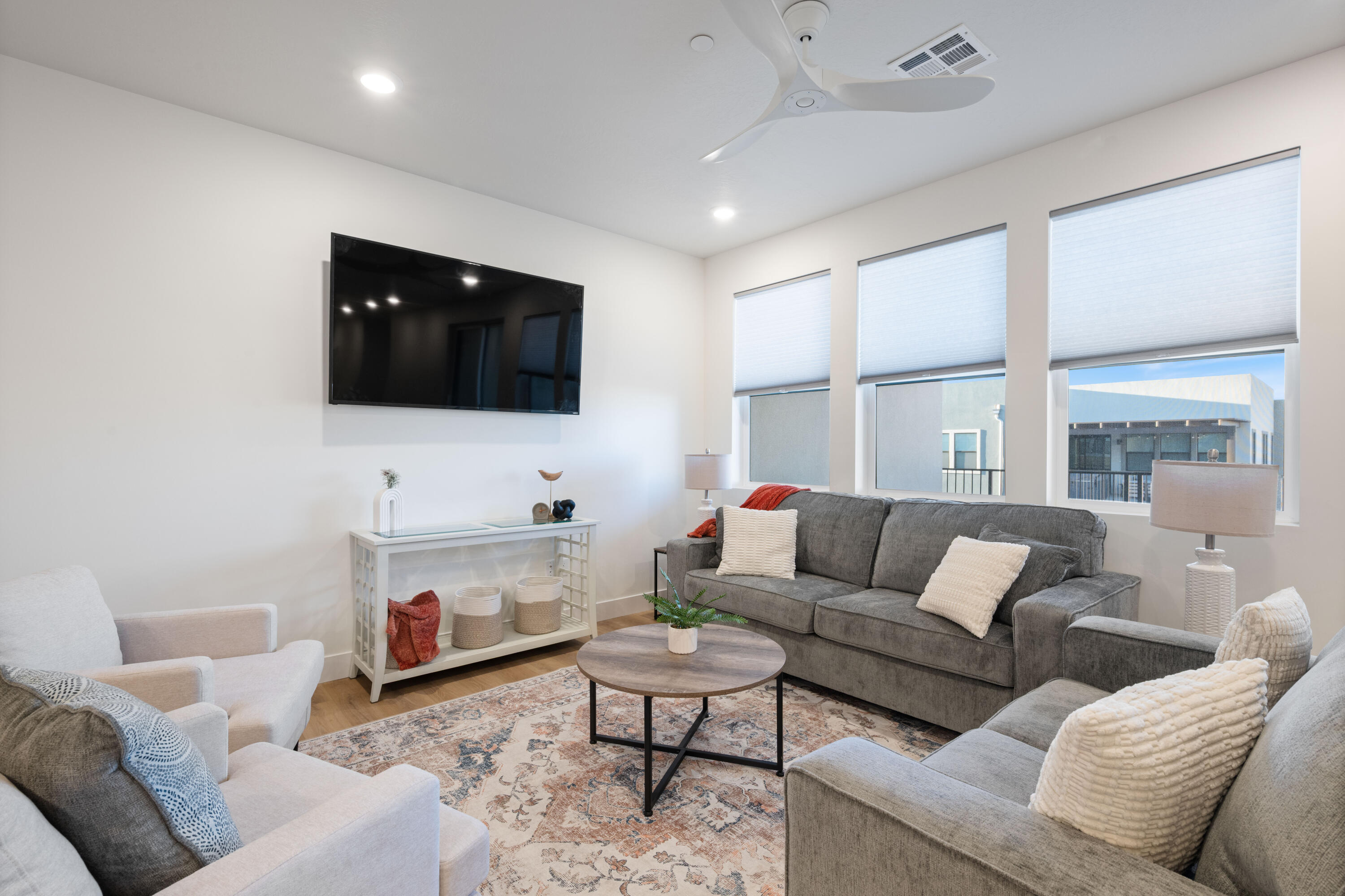 DESERT COLOR RESORT - Residential