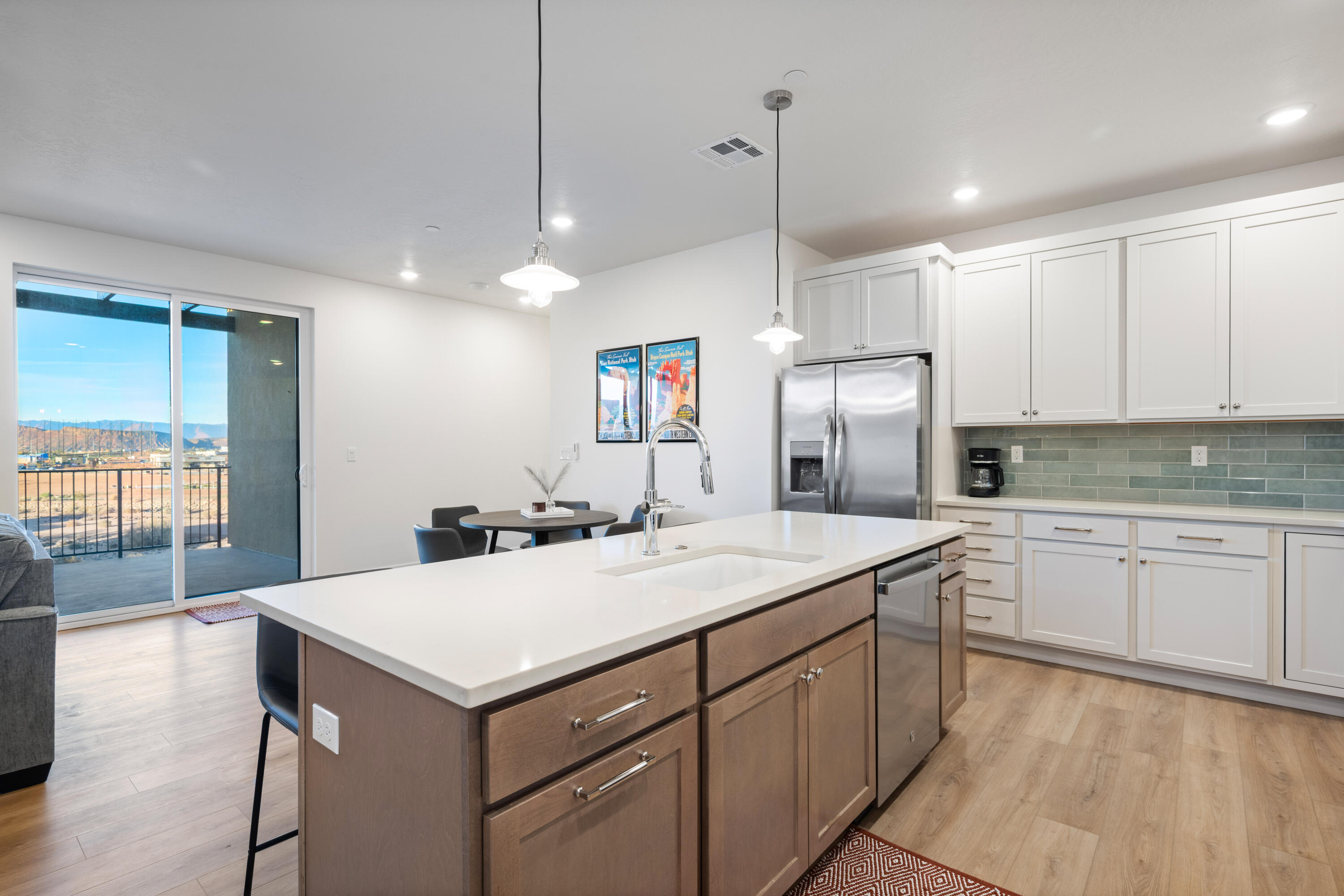 DESERT COLOR RESORT - Residential