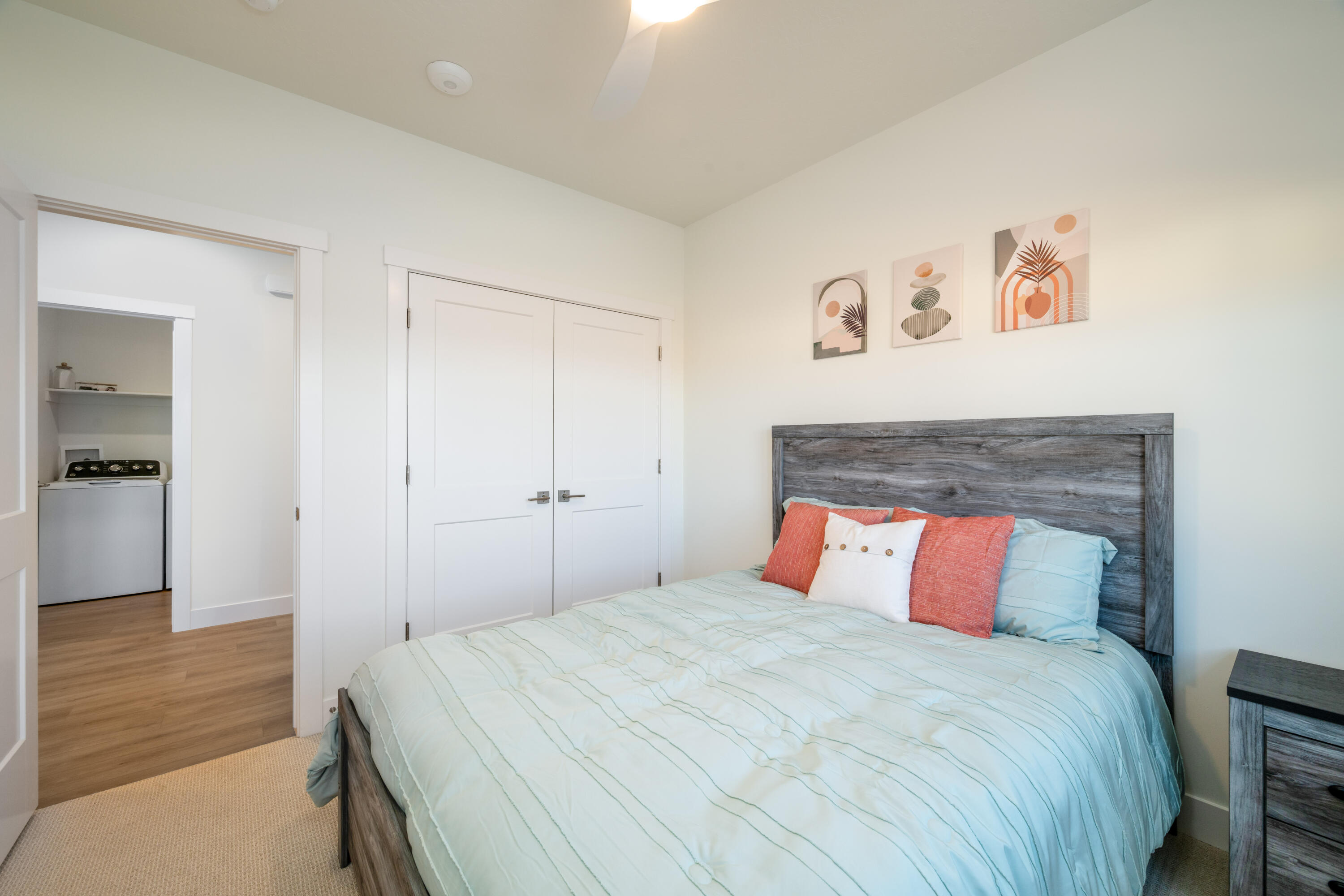 DESERT COLOR RESORT - Residential