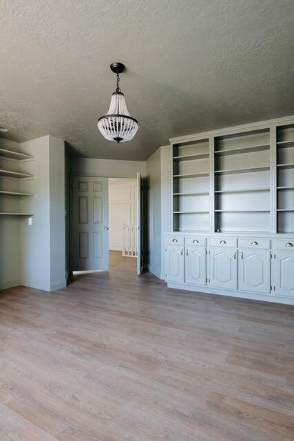 BLOOMINGTON COUNTRY CLUB - Residential