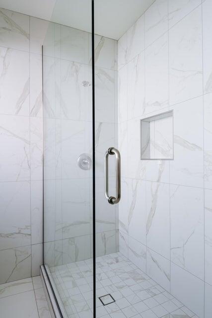 BLOOMINGTON COUNTRY CLUB - Residential