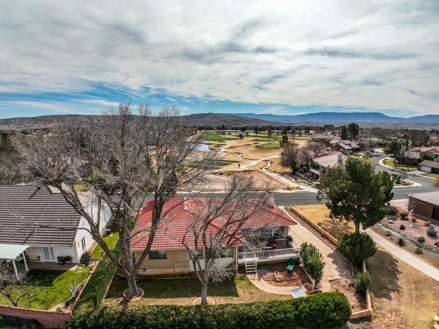 BLOOMINGTON COUNTRY CLUB - Residential