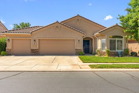 Photo of 1601 W SUNKISSED DR S, Saint George, UT 84790 (MLS # 26-273525)