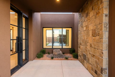Tiny photo for 583 S Juniper Way, Ivins, UT 84738 (MLS # 26-276059)