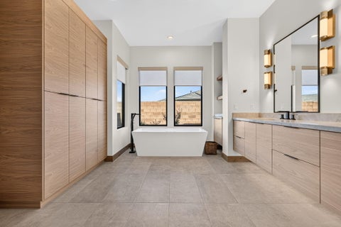 Tiny photo for 583 S Juniper Way, Ivins, UT 84738 (MLS # 26-276059)