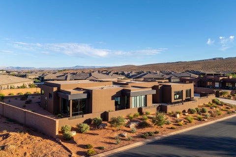 Tiny photo for 583 S Juniper Way, Ivins, UT 84738 (MLS # 26-276059)
