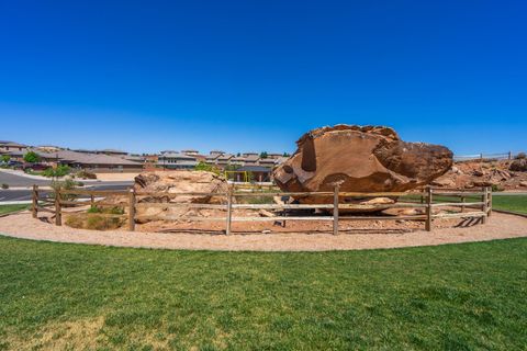 Tiny photo for 3158 E FUCHSIA DR, Saint George, UT 84790 (MLS # 26-270303)